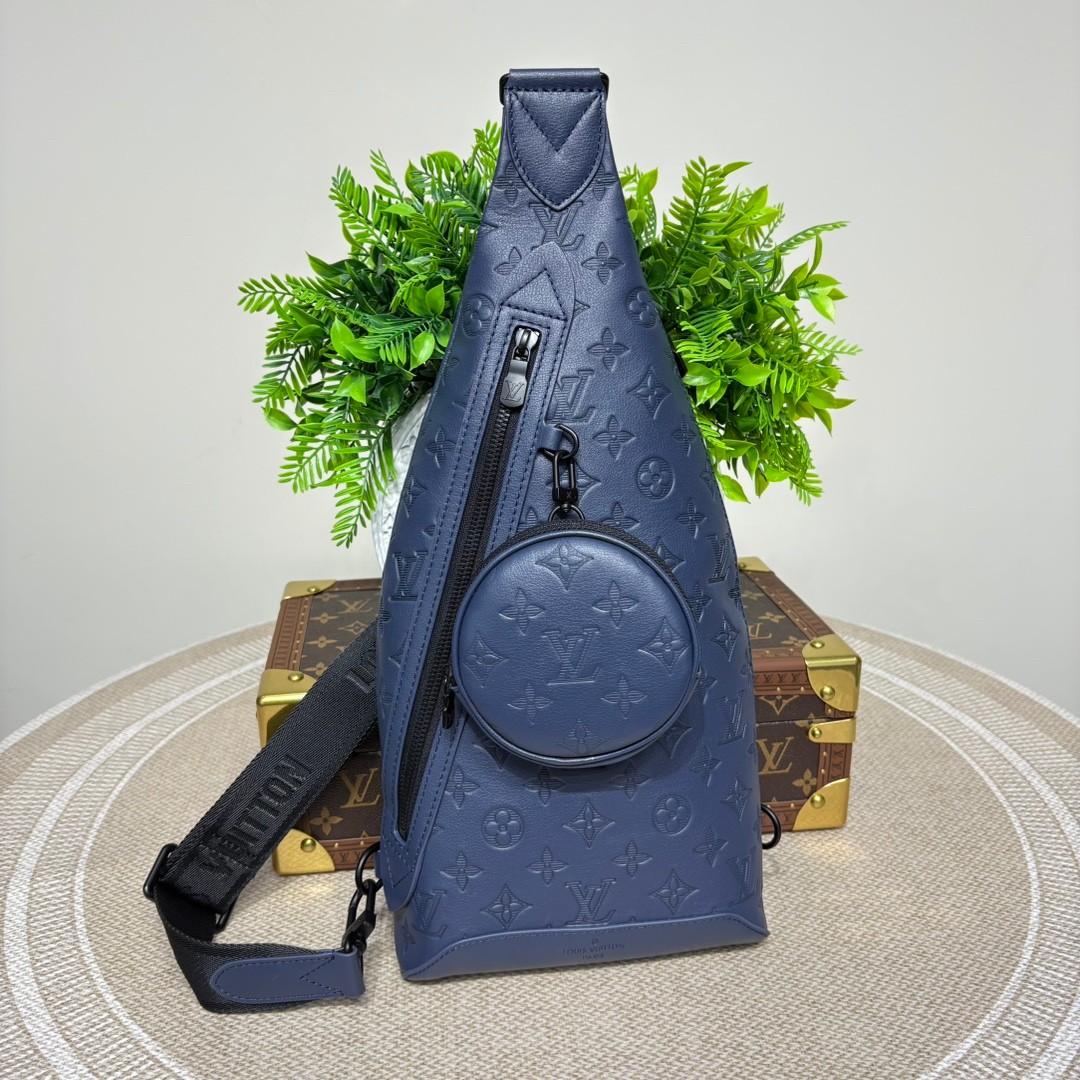 LOUIS VUITTON Duo Slingbag モノグラムシャドウ ネイビー ラウンドポーチ付き クロスボディバッグ ルイヴィトン