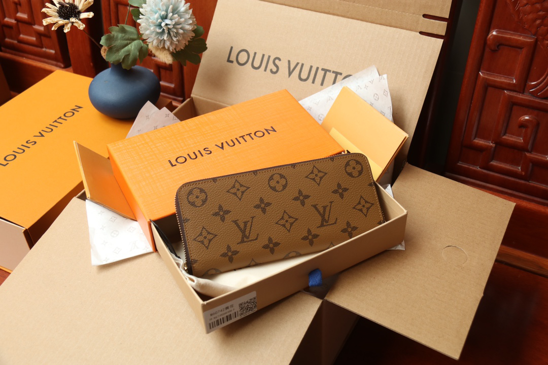 LOUIS VUITTON ジッピー・ウォレット モノグラムリバース カーキ × ブラウン ラウンドファスナー ロングウォレット