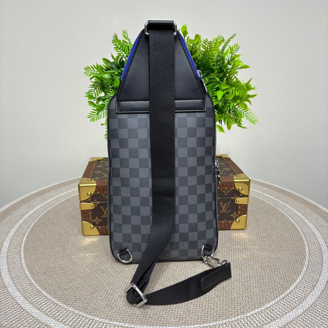 LOUIS VUITTON Avenue Slingbag ダミエグラフィット インディゴ ブルーアクセント クロスボディバッグ ルイヴィトン