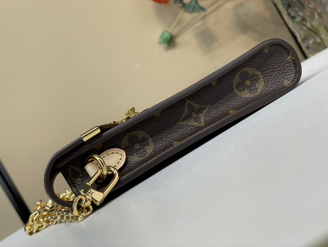 LOUIS VUITTON Métis フォンポーチ モノグラム クロスボディバッグ ルイヴィトン