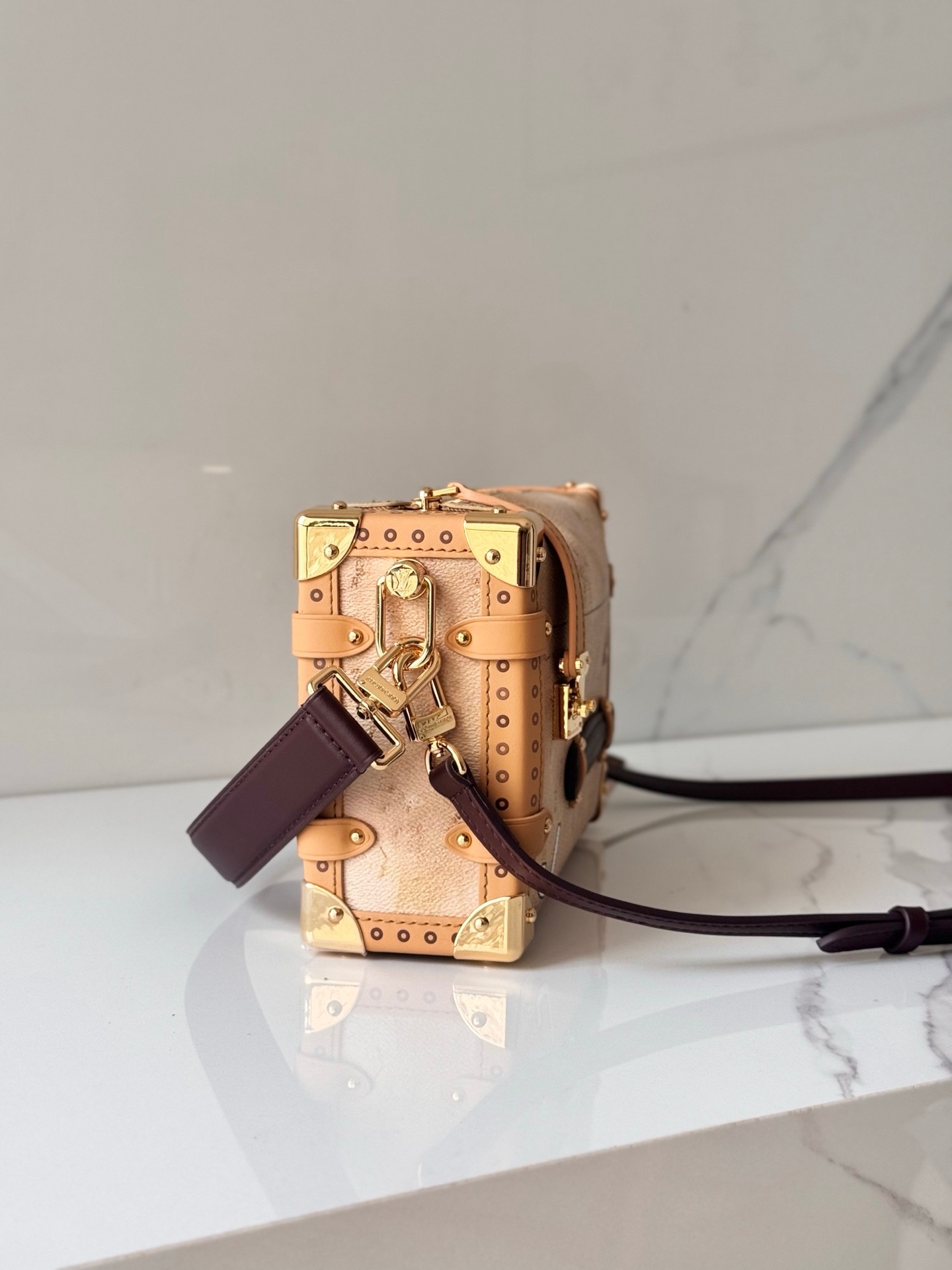 LOUIS VUITTON サイドトランク ヴィンテージトランクインスピレーション ライトブラウン クロスボディバッグ ルイヴィトン