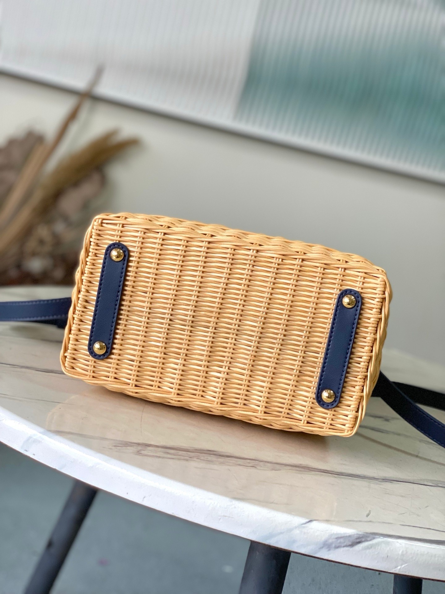 LOUIS VUITTON Capucines BB 藤編み ネイビー クロスボディバッグ ルイヴィトン