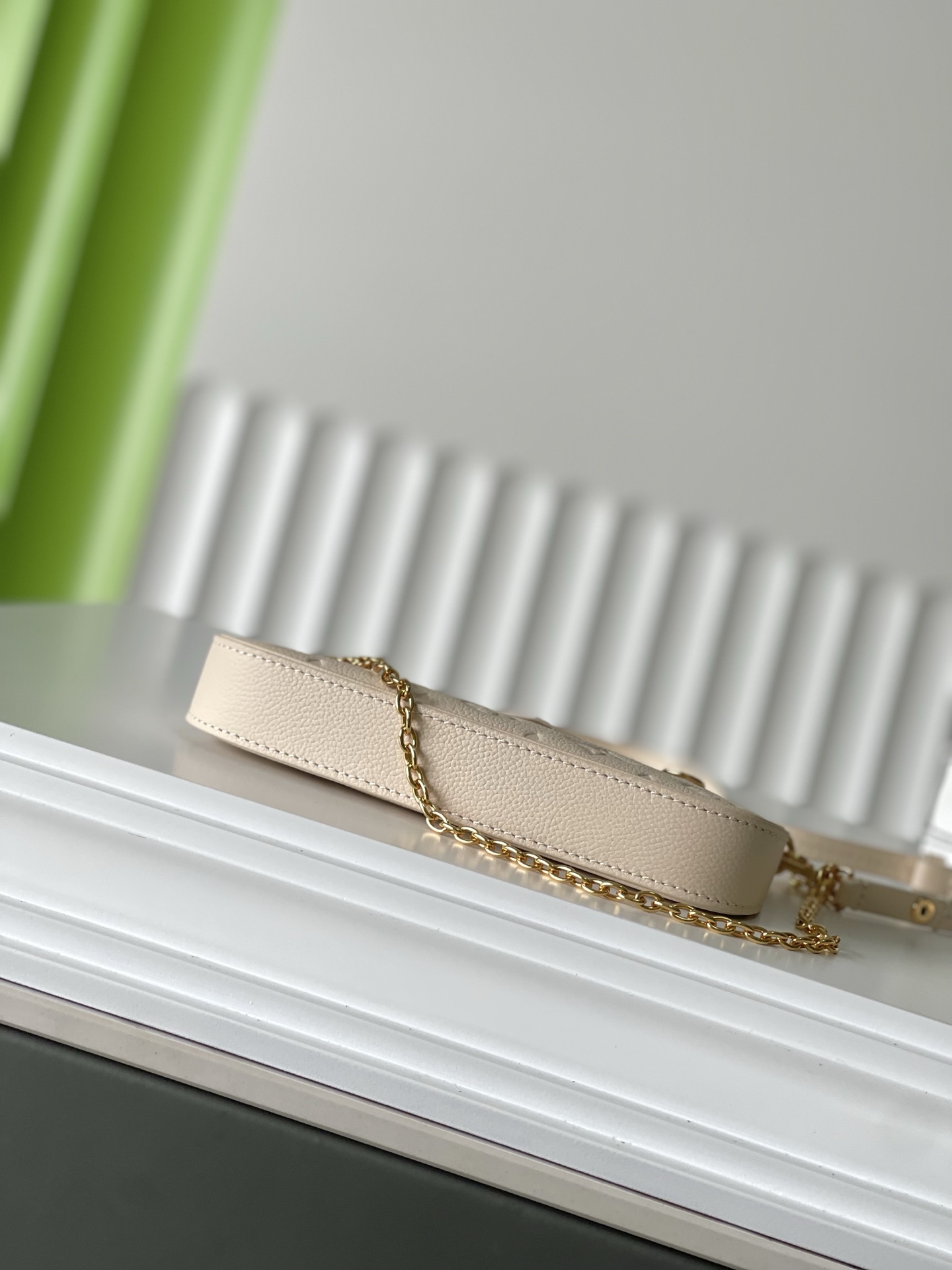 LOUIS VUITTON Easy Pouch On Strap M81066 モノグラムアンプラント クリームホワイト クロスボディバッグ ルイヴィトン