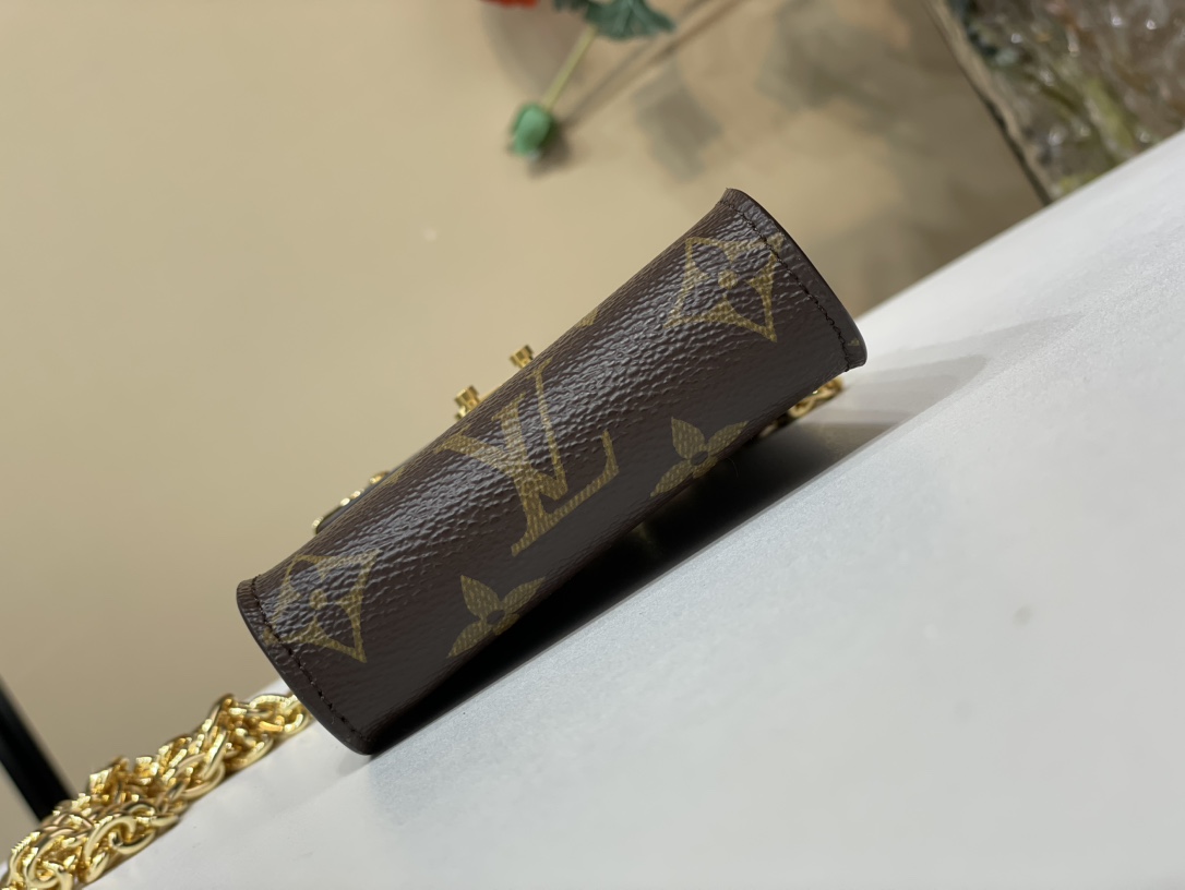 LOUIS VUITTON Métis フォンポーチ モノグラム クロスボディバッグ ルイヴィトン