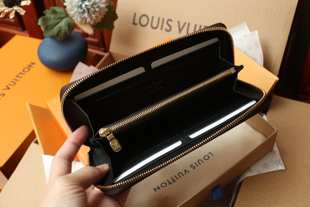 LOUIS VUITTON ジッピー・ウォレット モノグラムリバース カーキ × ブラウン ラウンドファスナー ロングウォレット