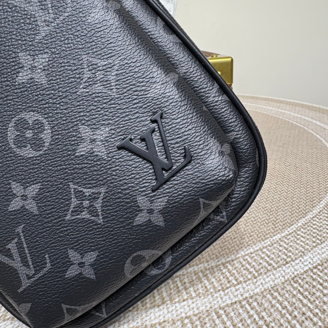 LOUIS VUITTON Avenue Slingbag PM モノグラムエクリプス ブラック クロスボディバッグ ルイヴィトン