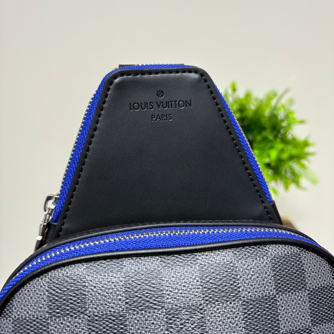LOUIS VUITTON Avenue Slingbag ダミエグラフィット インディゴ ブルーアクセント クロスボディバッグ ルイヴィトン