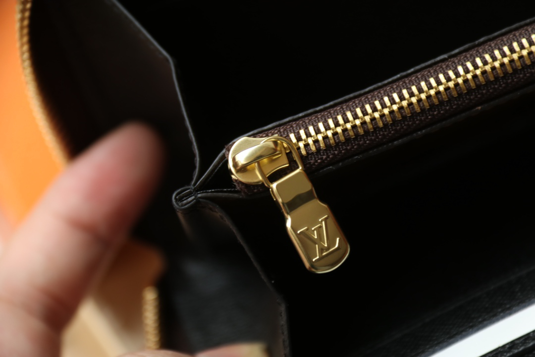 LOUIS VUITTON ジッピー・ウォレット モノグラムリバース カーキ × ブラウン ラウンドファスナー ロングウォレット