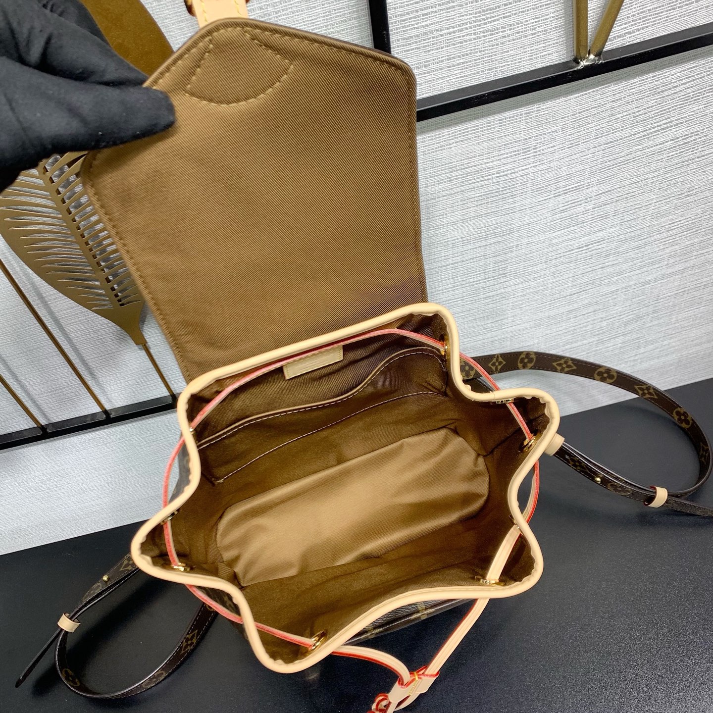 LOUIS VUITTON Montsouris PM モノグラム リュックサック ルイヴィトン