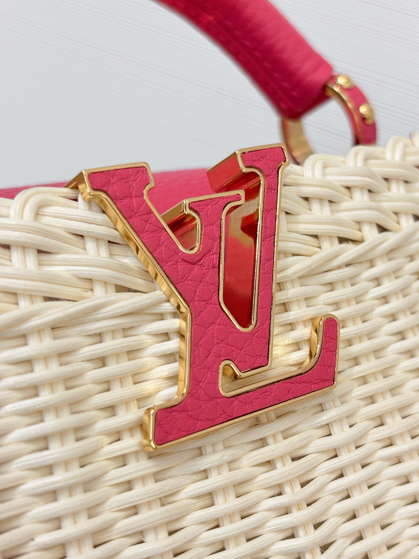 LOUIS VUITTON Capucines ミニ ラタン ハンドバッグ ピンク サマーコレクション ルイヴィトン