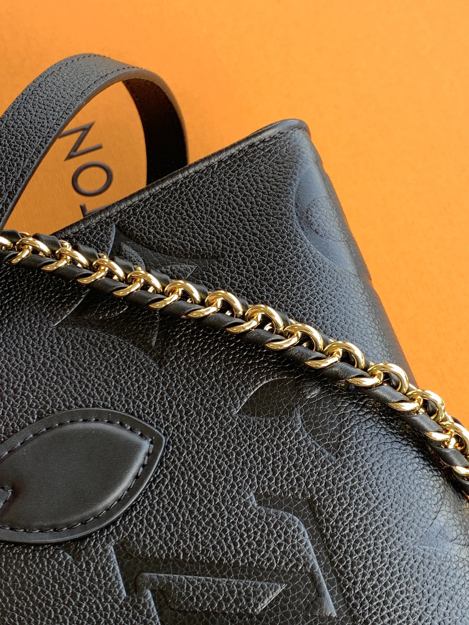 LOUIS VUITTON OnTheGo イーストウエスト モノグラム アンプラント ブラック トートバッグ ルイヴィトン