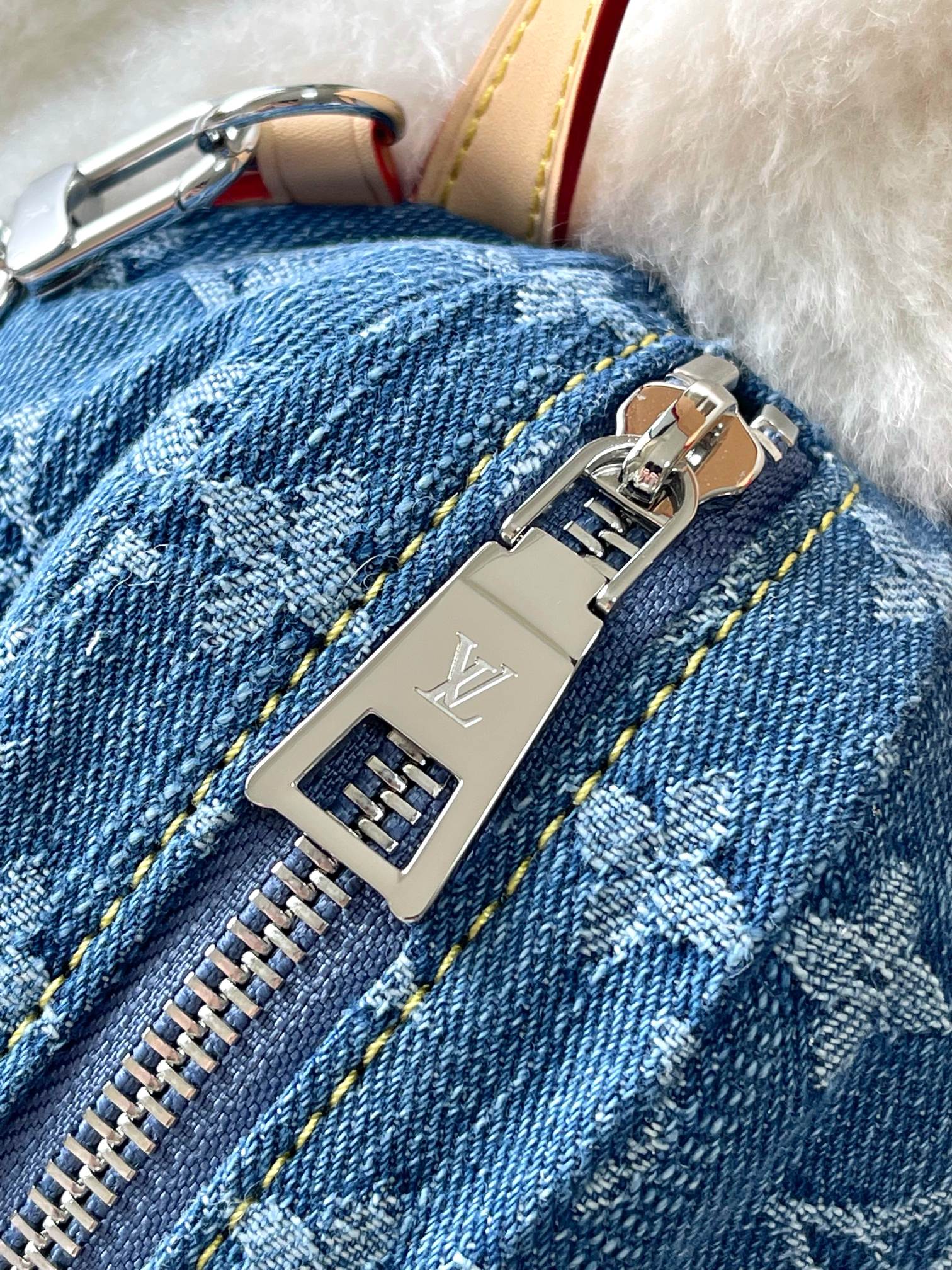 LOUIS VUITTON Ski Vivienne バックパック メリノウール デニム スペシャルエディション ルイヴィトン