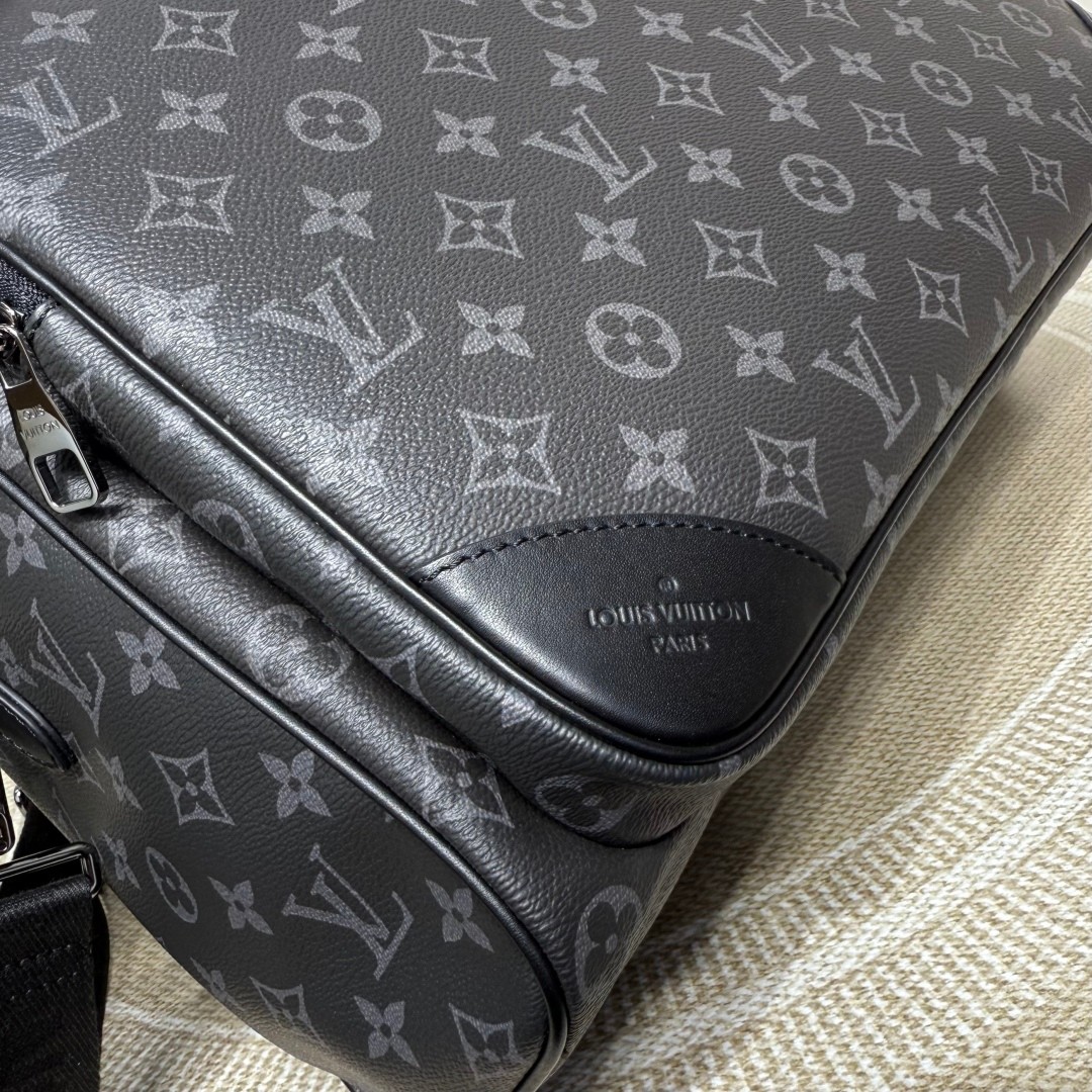 LOUIS VUITTON ウィークエンドトラベルバッグ モノグラムエクリプス ブラック ホライゾントランク対応 ルイヴィトン