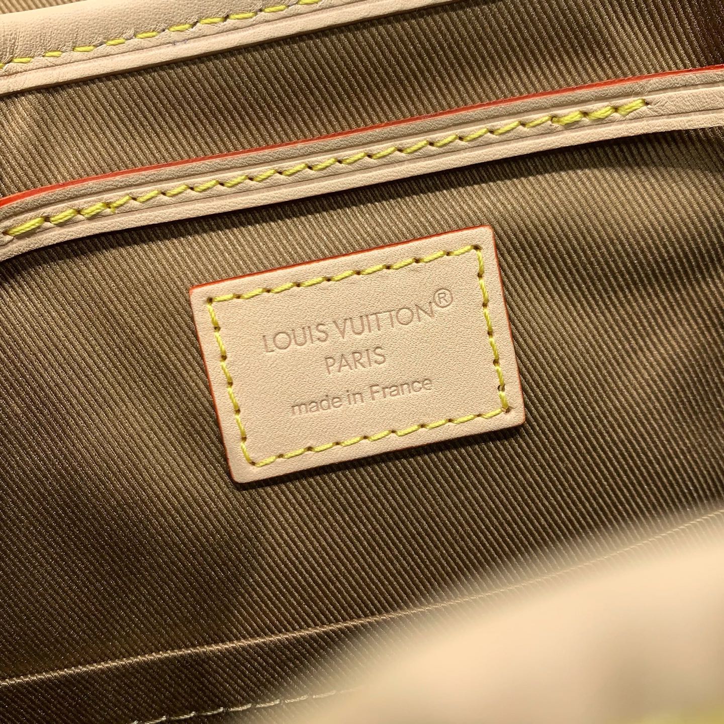 LOUIS VUITTON Montsouris Mini モノグラム ミニリュックサック ルイヴィトン