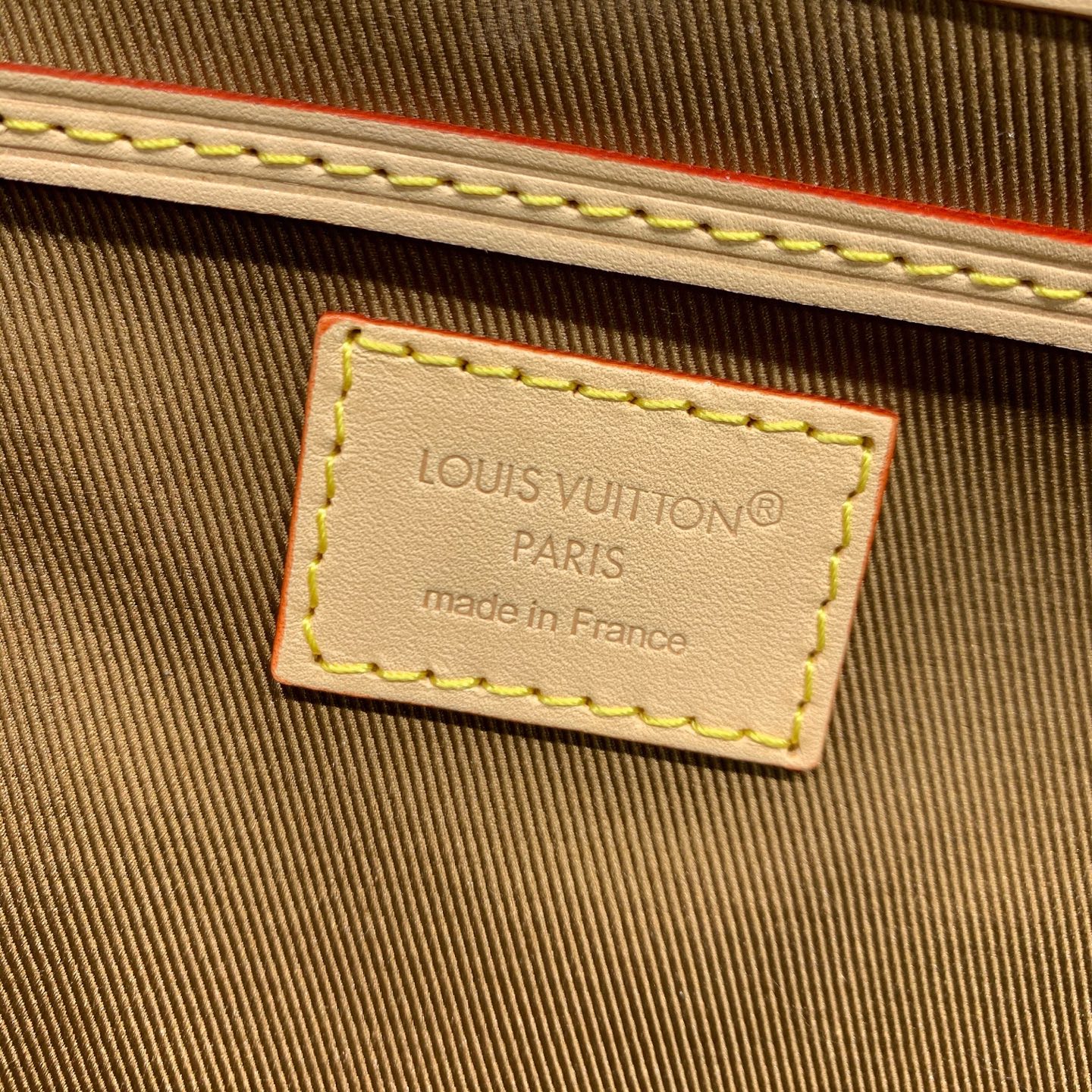 LOUIS VUITTON Montsouris PM モノグラム リュックサック ルイヴィトン