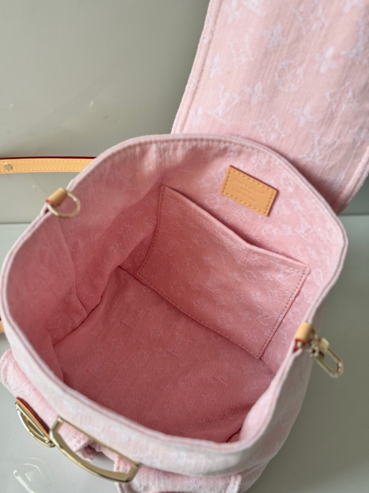 LOUIS VUITTON Venice モノグラムデニム ウォッシュピンク オーガニックコットン ミニバックパック ルイヴィトン