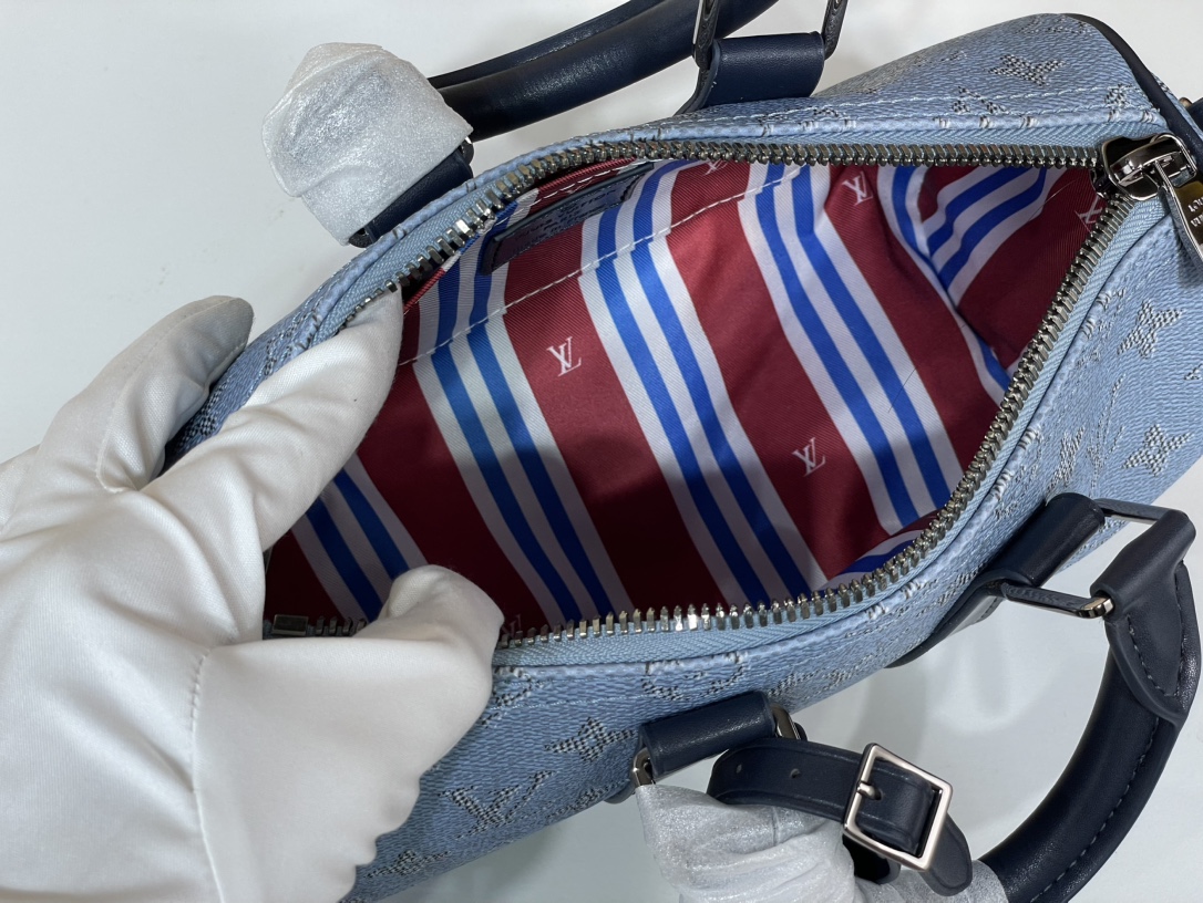 LOUIS VUITTON Keepall Bandoulière 25 モノグラムヘリテージ ブルー オーシャンインスピレーション ボストンバッグ ルイヴィトン