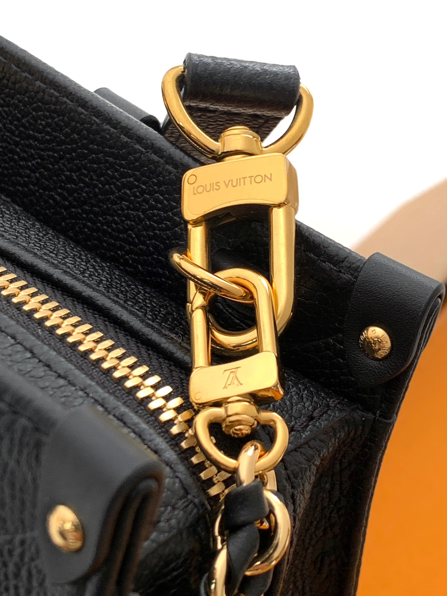 LOUIS VUITTON OnTheGo イーストウエスト モノグラム アンプラント ブラック トートバッグ ルイヴィトン