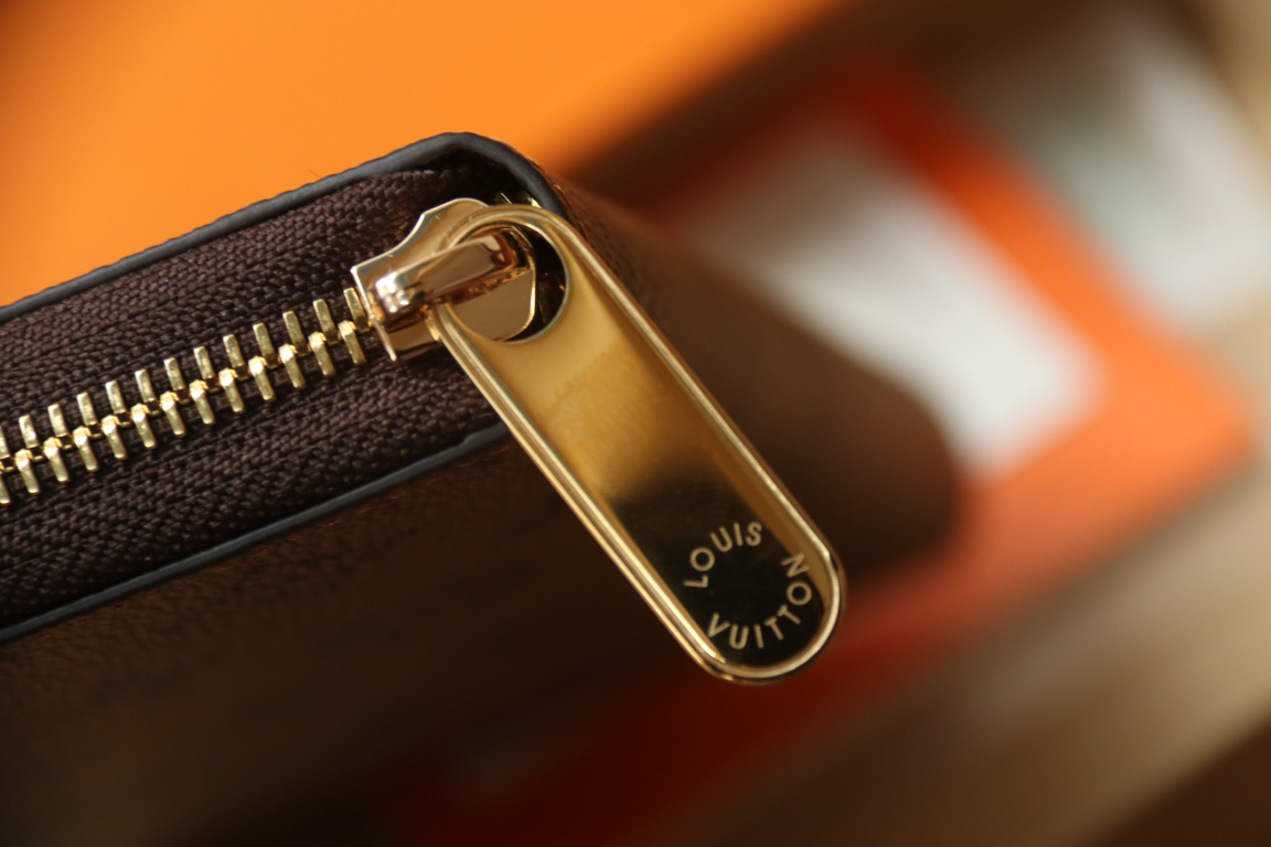 LOUIS VUITTON ジッピー・ウォレット モノグラムリバース カーキ × ブラウン ラウンドファスナー ロングウォレット