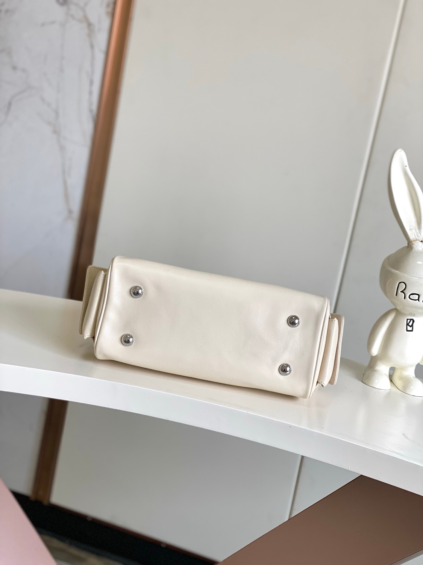 LOUIS VUITTON Speedy Cargo Vibe LV Vibe シリーズ バニラ ボストンバッグ ルイヴィトン