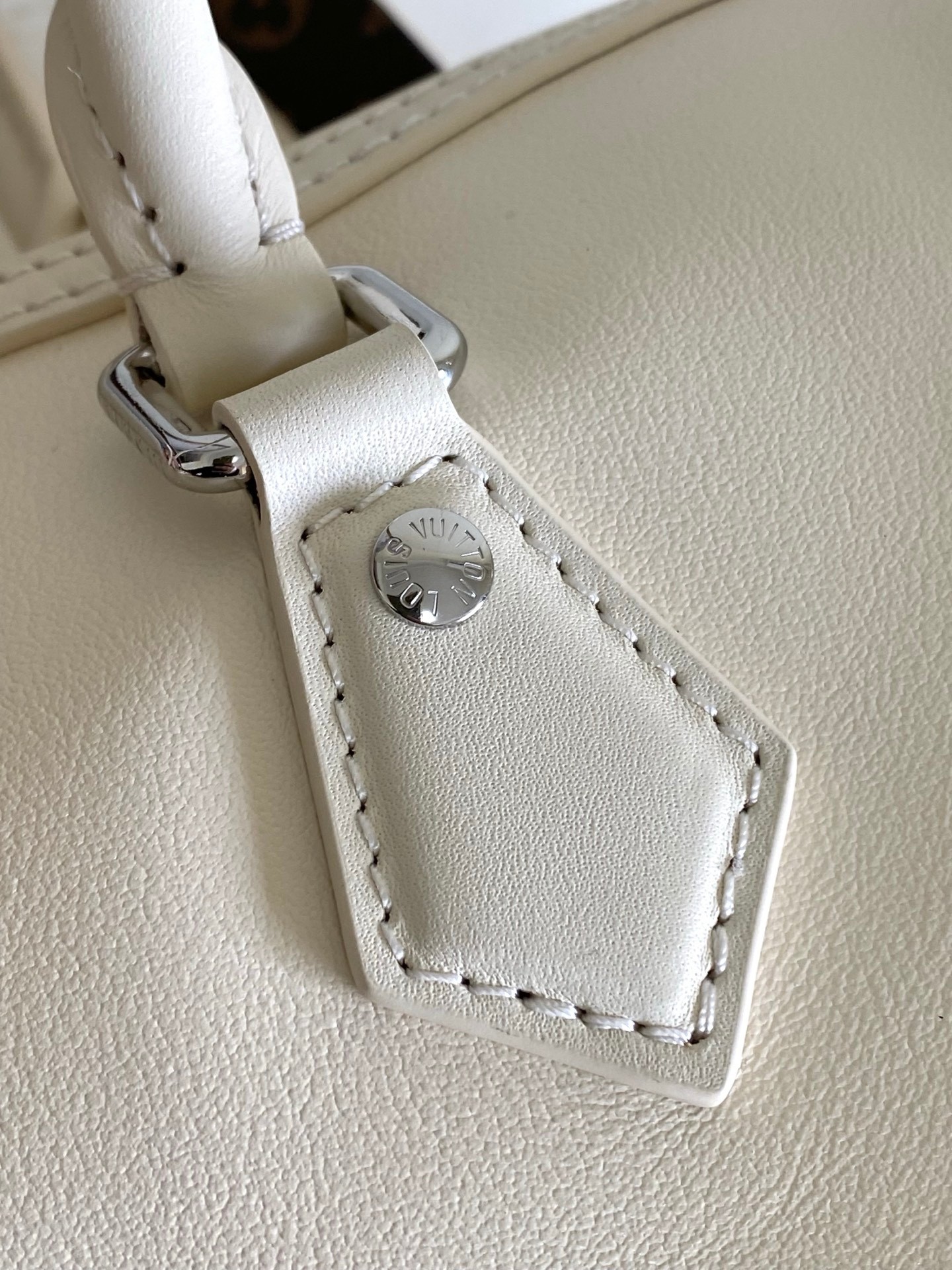 LOUIS VUITTON Speedy Cargo Vibe LV Vibe シリーズ バニラ ボストンバッグ ルイヴィトン