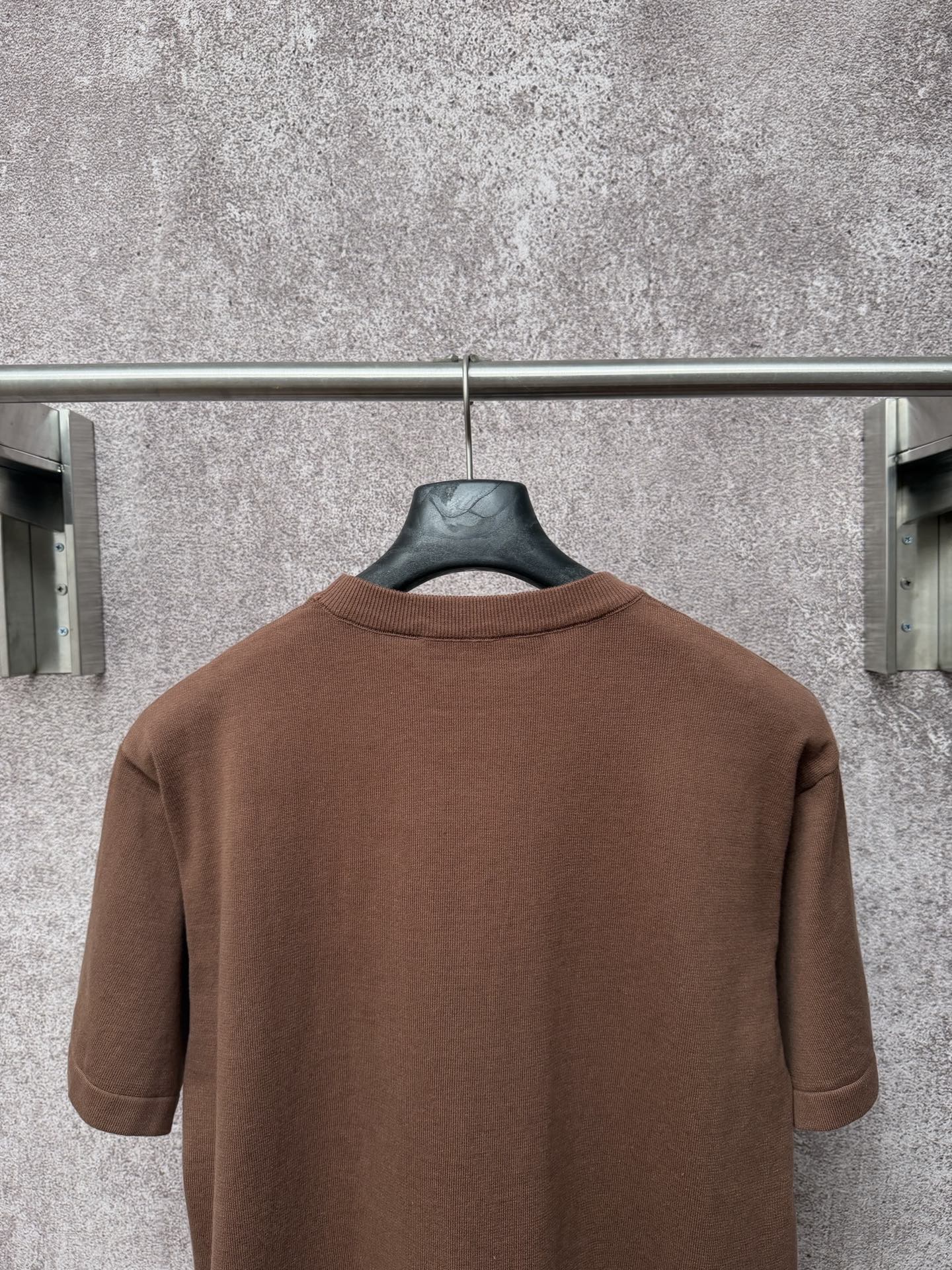 ルイ・ヴィトン コットンニット ロゴ 半袖 クルーネックTシャツ（メンズ）