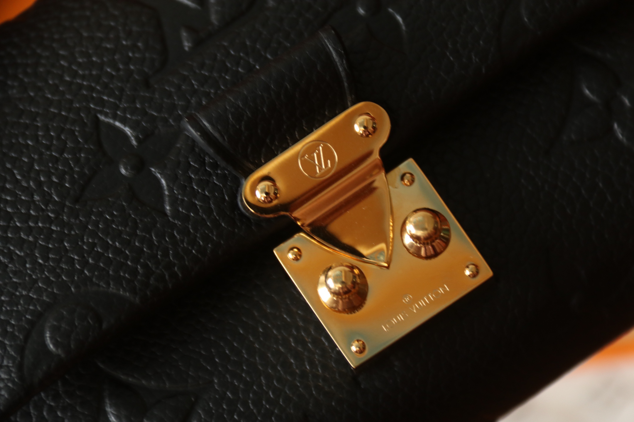 LOUIS VUITTON ポルトフォイユ・メティス モノグラムアンプラント ブラック 三つ折り ミニウォレット