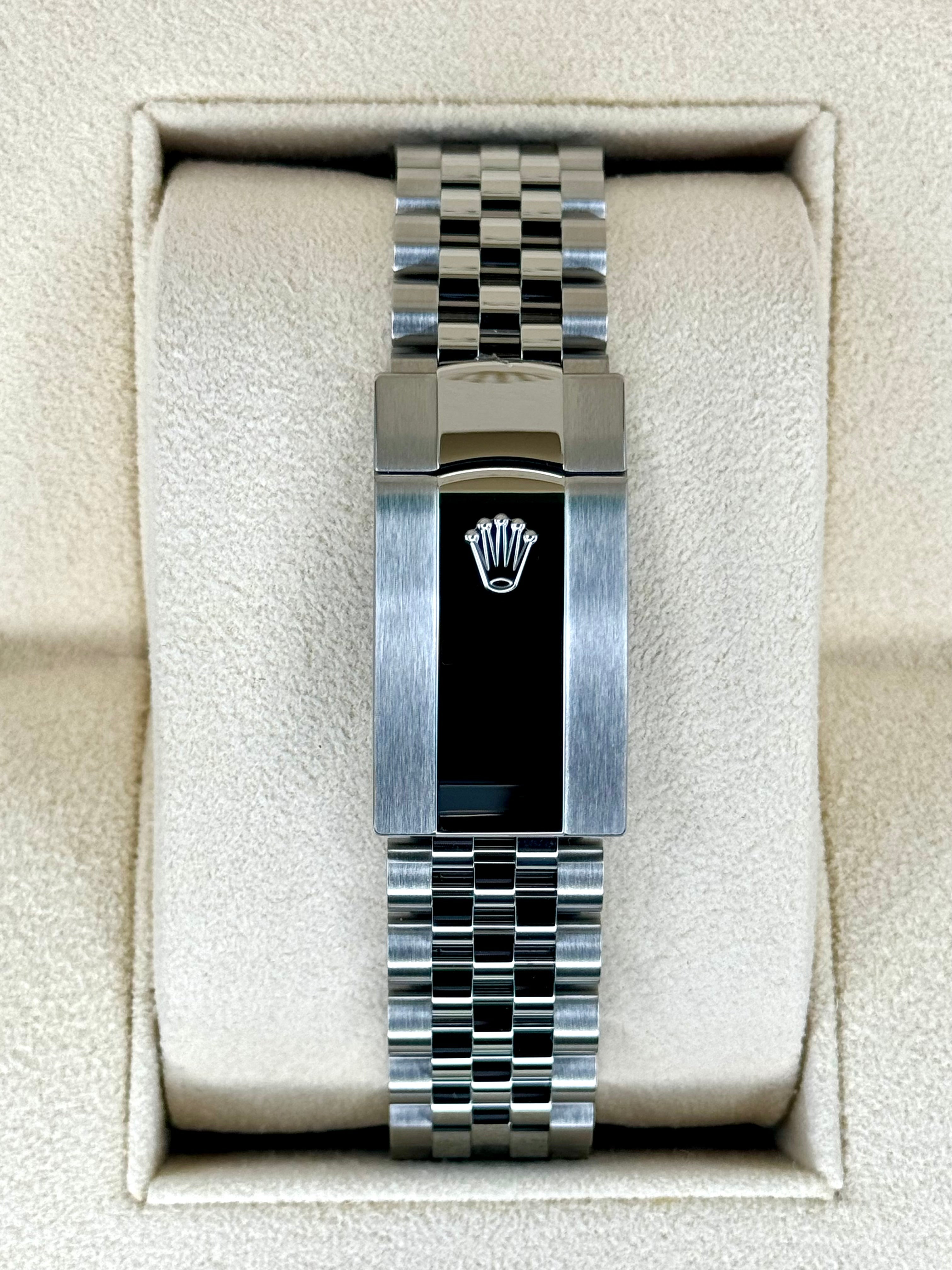 NEW 2024ロレックスデイトジャスト41ミリメートル126334ステンレススチールジュビリーグリーンダイヤル