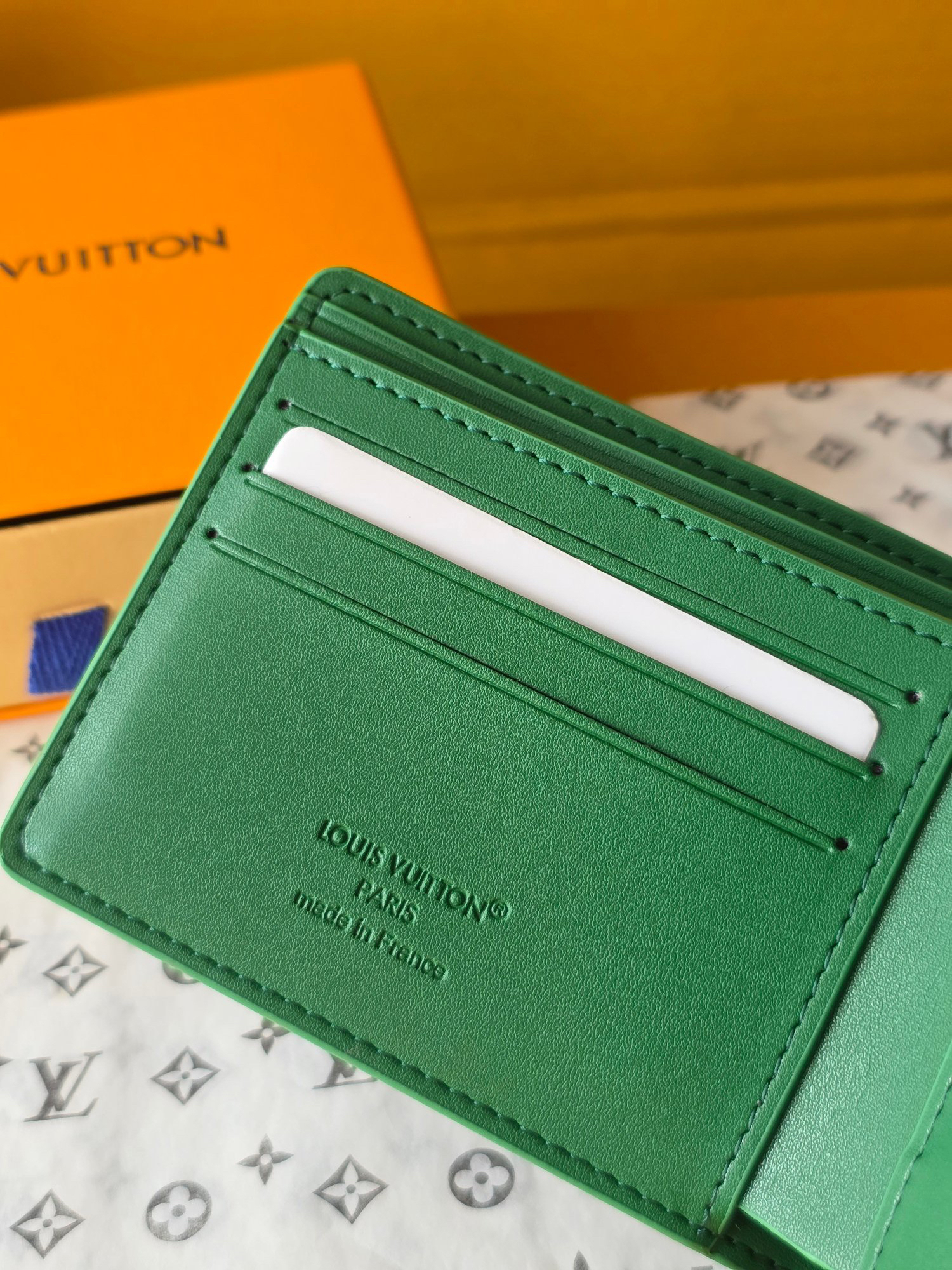 LOUIS VUITTON ポルトフォイユ・ミュルティプル ワックスドカーフスキン ターコイズブルー 二つ折り ウォレット