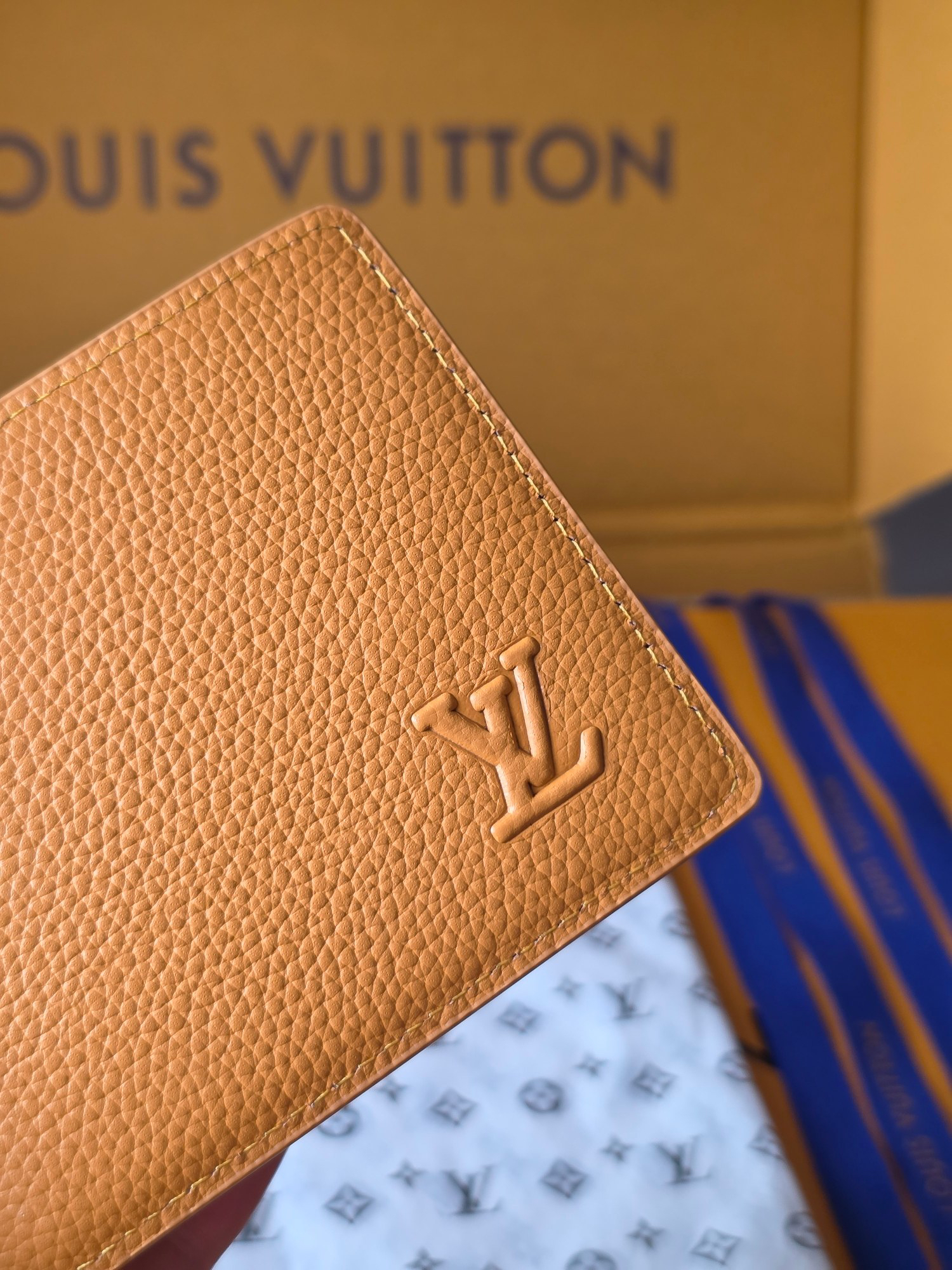 LOUIS VUITTON ポルトフォイユ・ミュルティプル ワックスドカーフスキン ターコイズブルー 二つ折り ウォレット