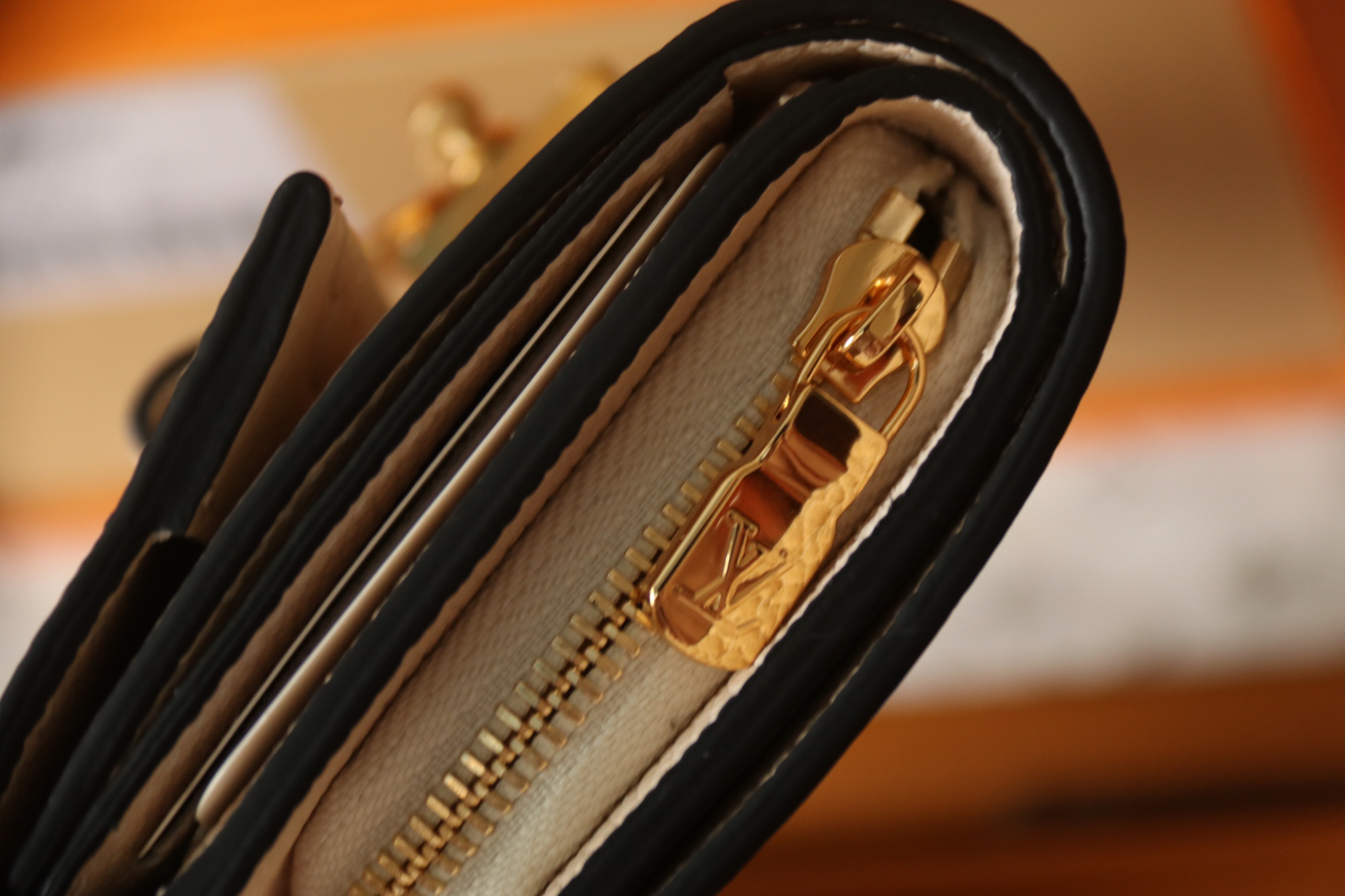 LOUIS VUITTON ポルトフォイユ・メティス モノグラムアンプラント クリームベージュ 三つ折り ミニウォレット