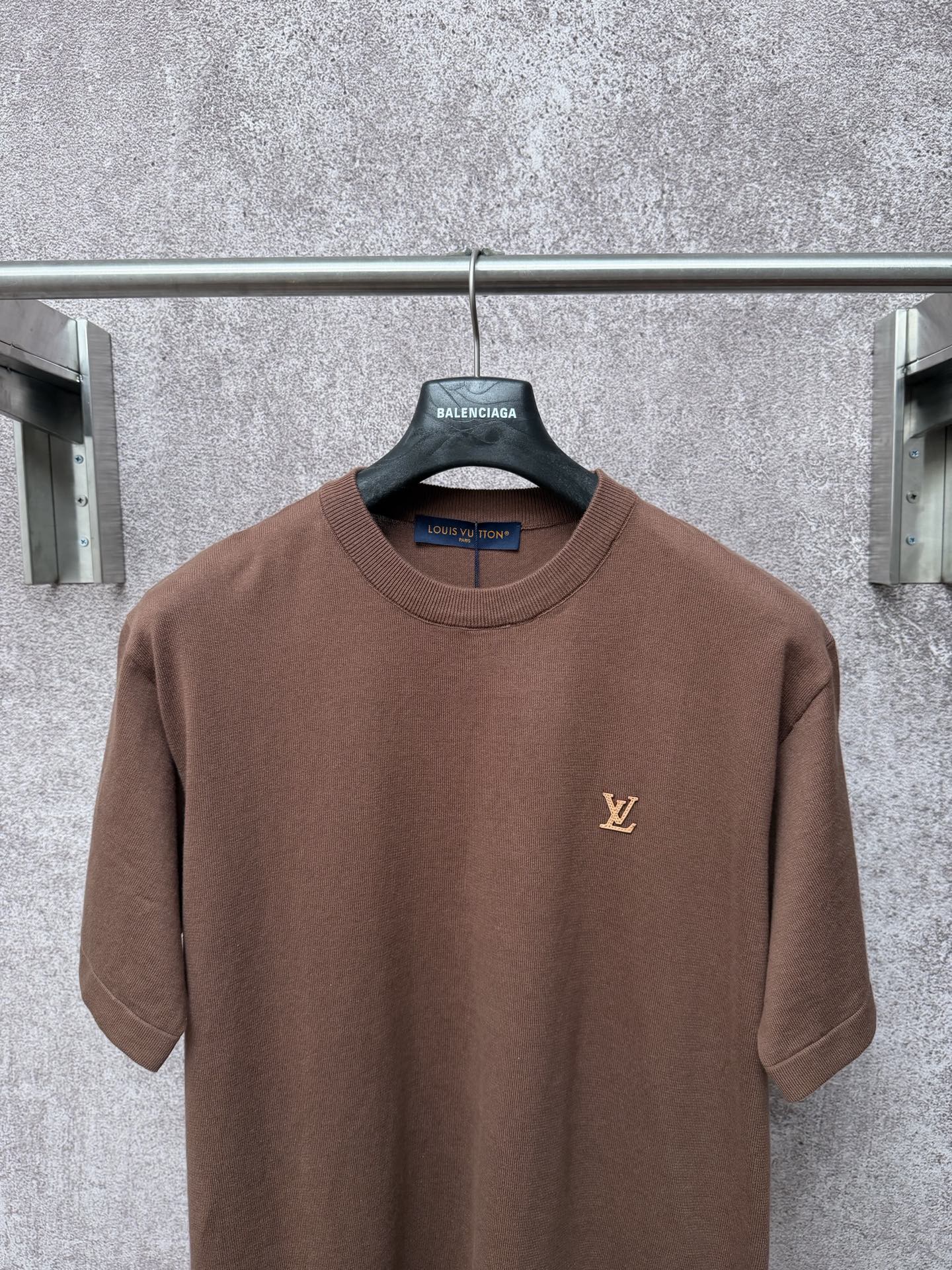 ルイ・ヴィトン コットンニット ロゴ 半袖 クルーネックTシャツ（メンズ）