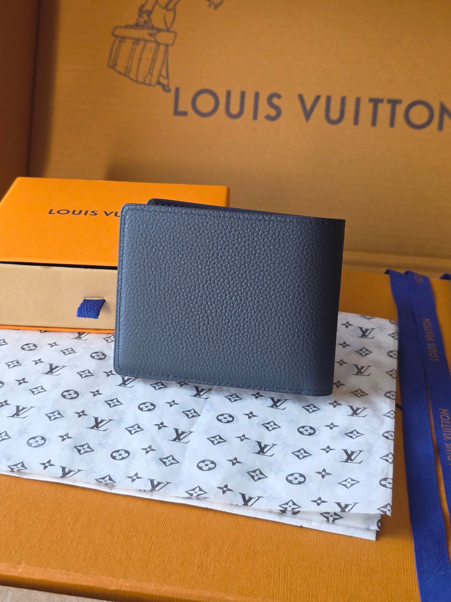 LOUIS VUITTON ポルトフォイユ・ミュルティプル ワックスドカーフスキン ターコイズブルー 二つ折り ウォレット