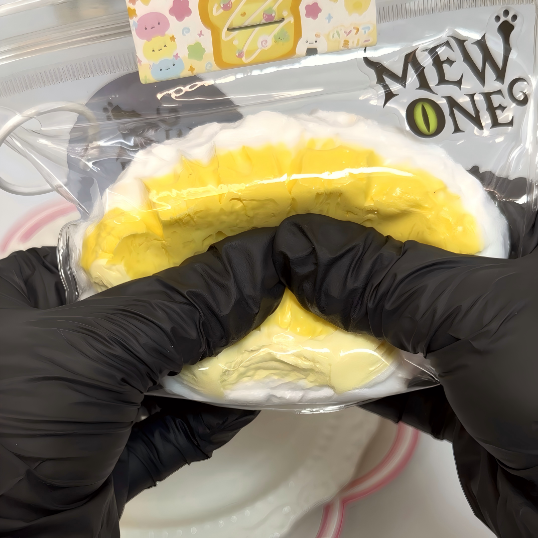 Fruit Daifuku，ねんねる，押して潰せるおもちゃ，ストレス解消おもちゃ，食べられません.Squishy，Stress Relief Toy，high-quality handmade product. Not a food item.  A perfect gift.