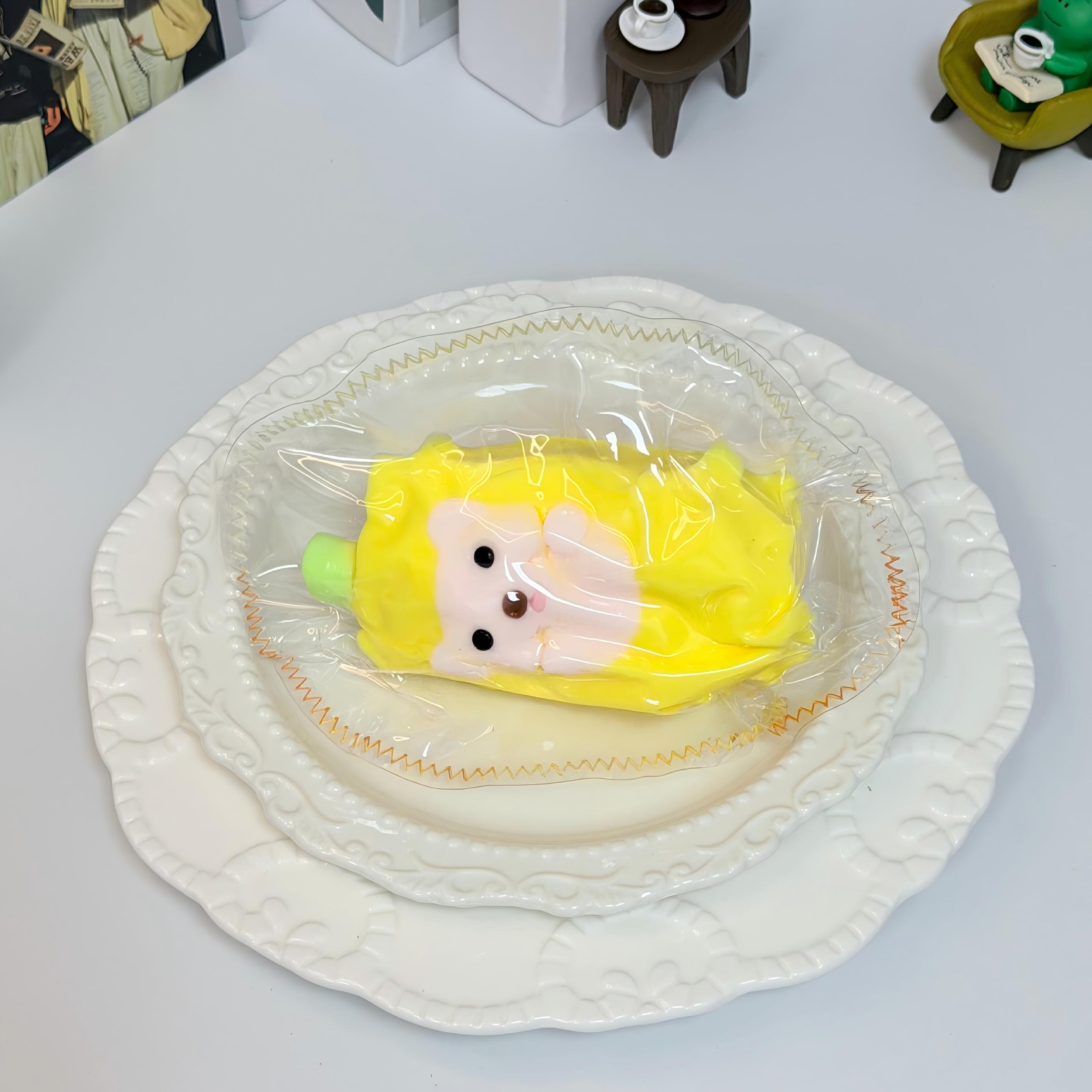 【泥っぽい感じ】2色のハリネズミ，押して潰せるおもちゃ，ストレス解消おもちゃ，食べられません.Squishy，Stress Relief Toy，high-quality handmade product. Not a food item.  A perfect gift.  