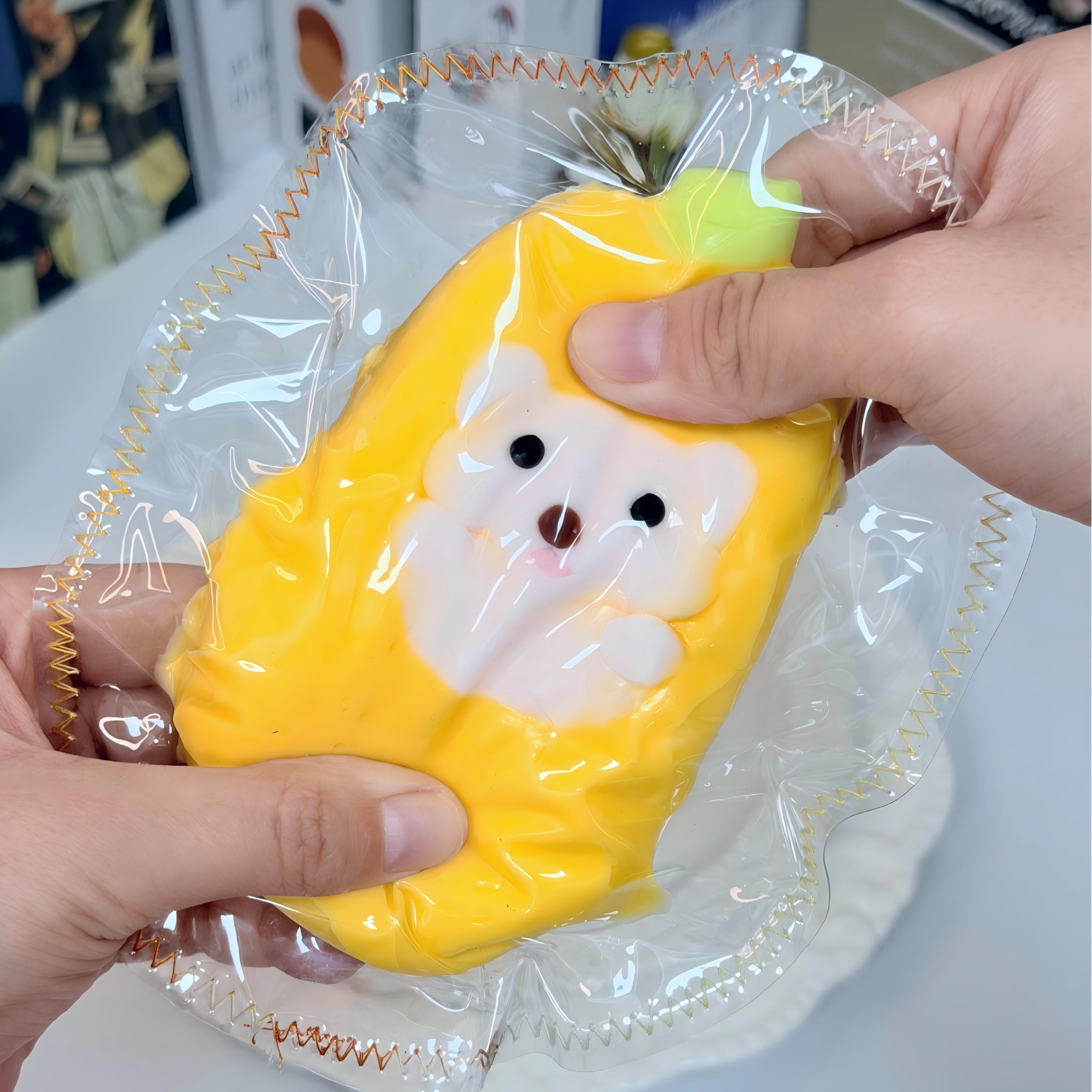 【泥っぽい感じ】2色のハリネズミ，押して潰せるおもちゃ，ストレス解消おもちゃ，食べられません.Squishy，Stress Relief Toy，high-quality handmade product. Not a food item.  A perfect gift.  