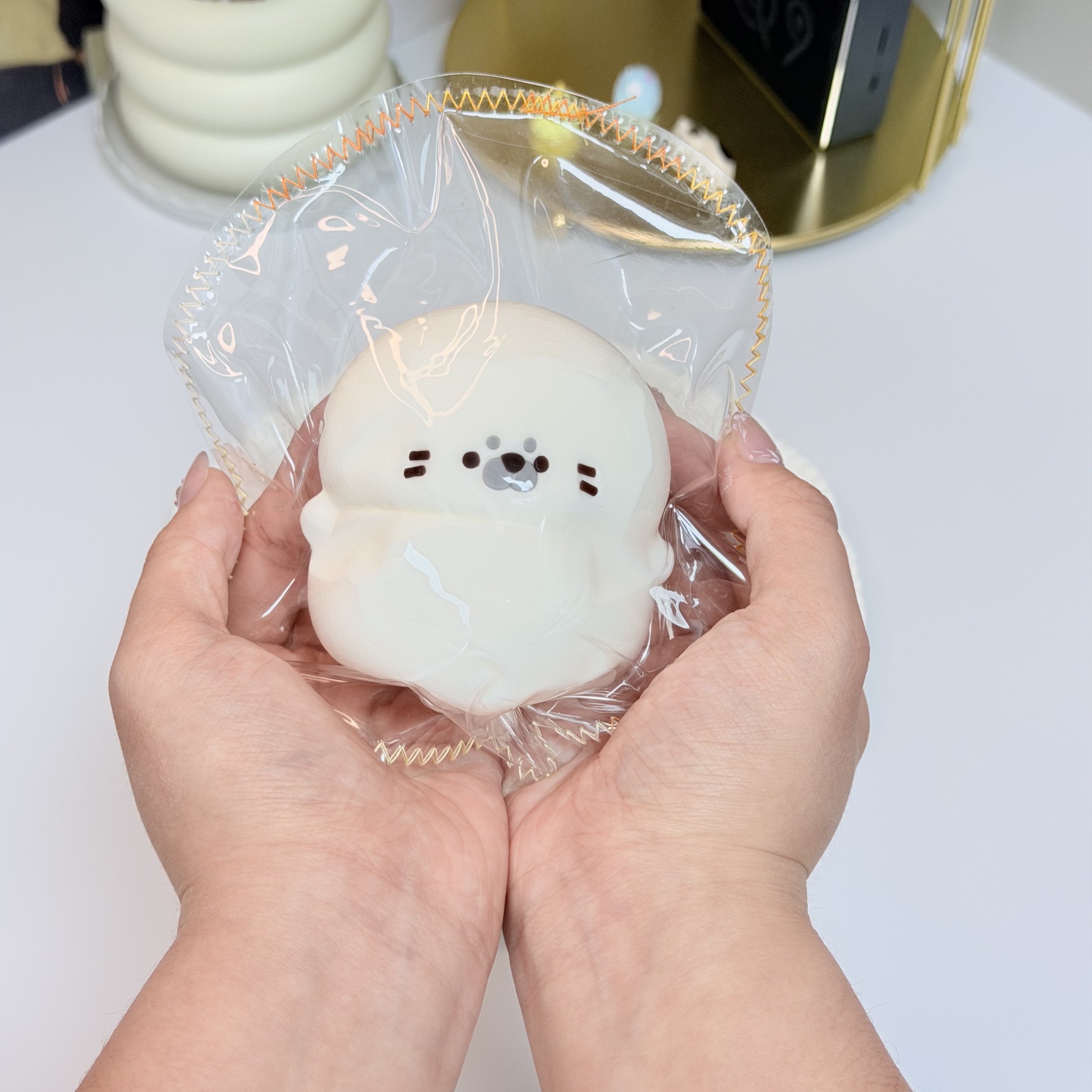 Seal，ねんねる，押して潰せるおもちゃ，ストレス解消おもちゃ，食べられません.Squishy，Stress Relief Toy，high-quality handmade product. Not a food item.  A perfect gift.