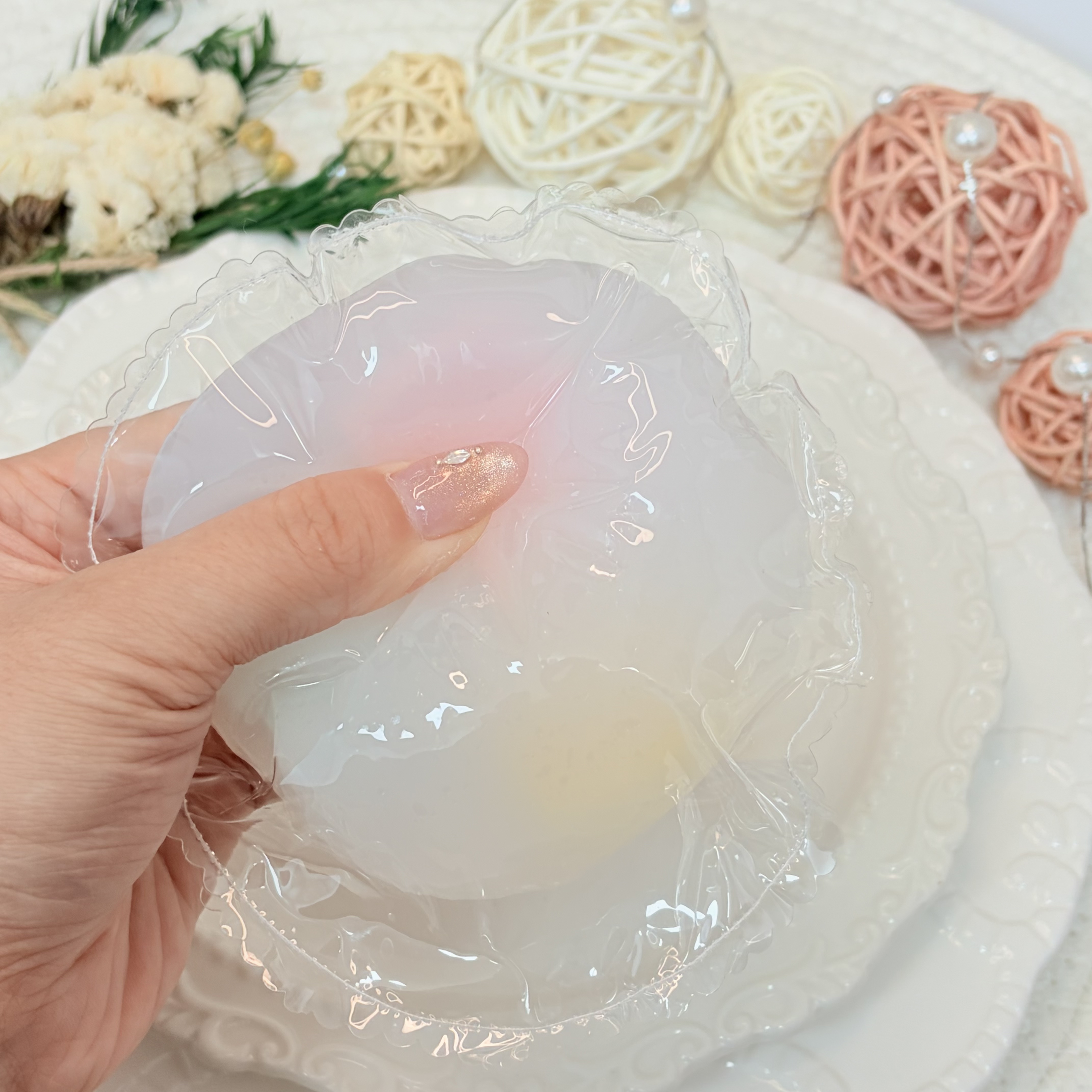 Colorful Filling Coconut Oil，ねんねる，押して潰せるおもちゃ，ストレス解消おもちゃ，食べられません.Squishy，Stress Relief Toy，high-quality handmade product. Not a food item.  A perfect gift.