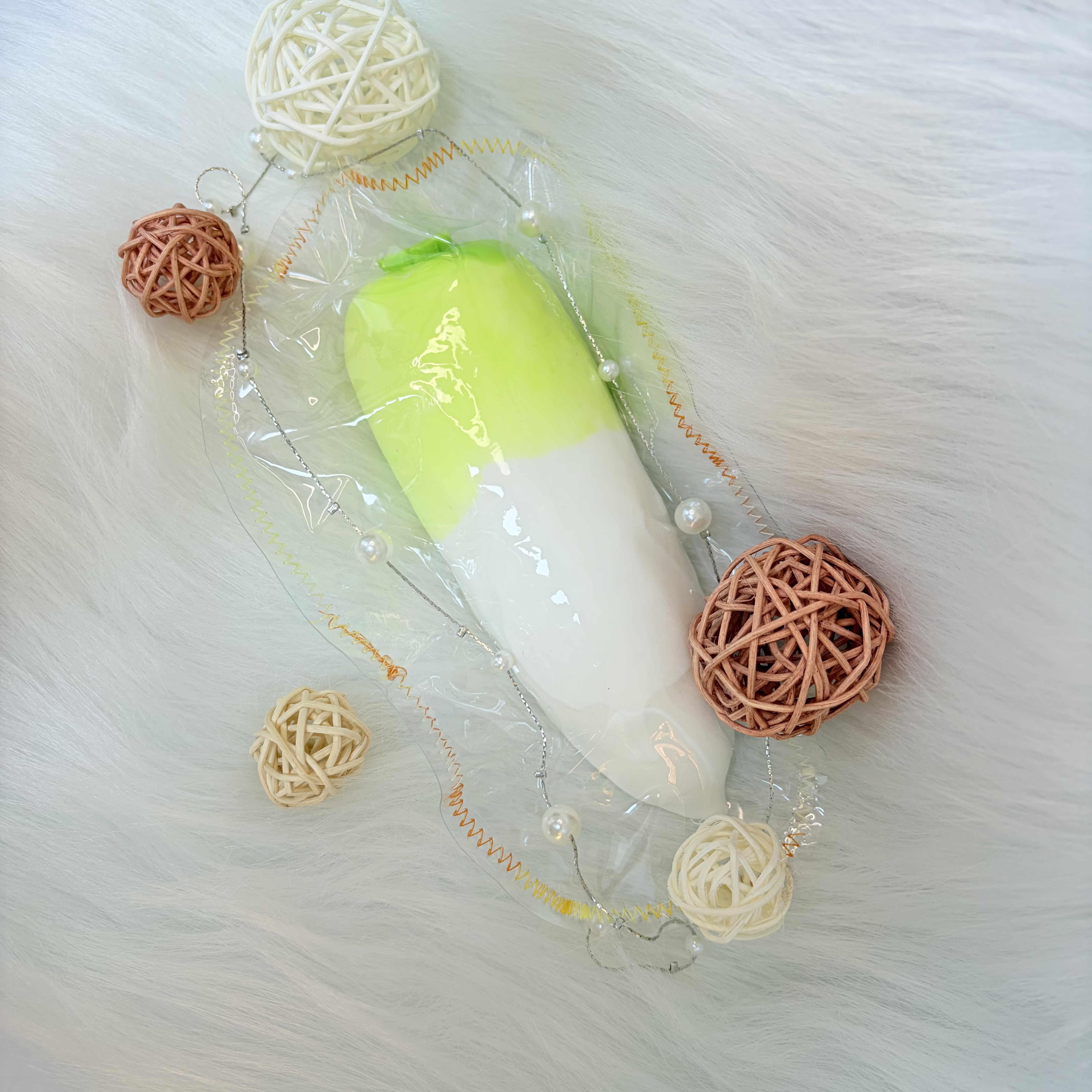 Daikon，大根，ねんねる，押して潰せるおもちゃ，ストレス解消おもちゃ，食べられません.Squishy，Stress Relief Toy，high-quality handmade product. Not a food item.  A perfect gift.