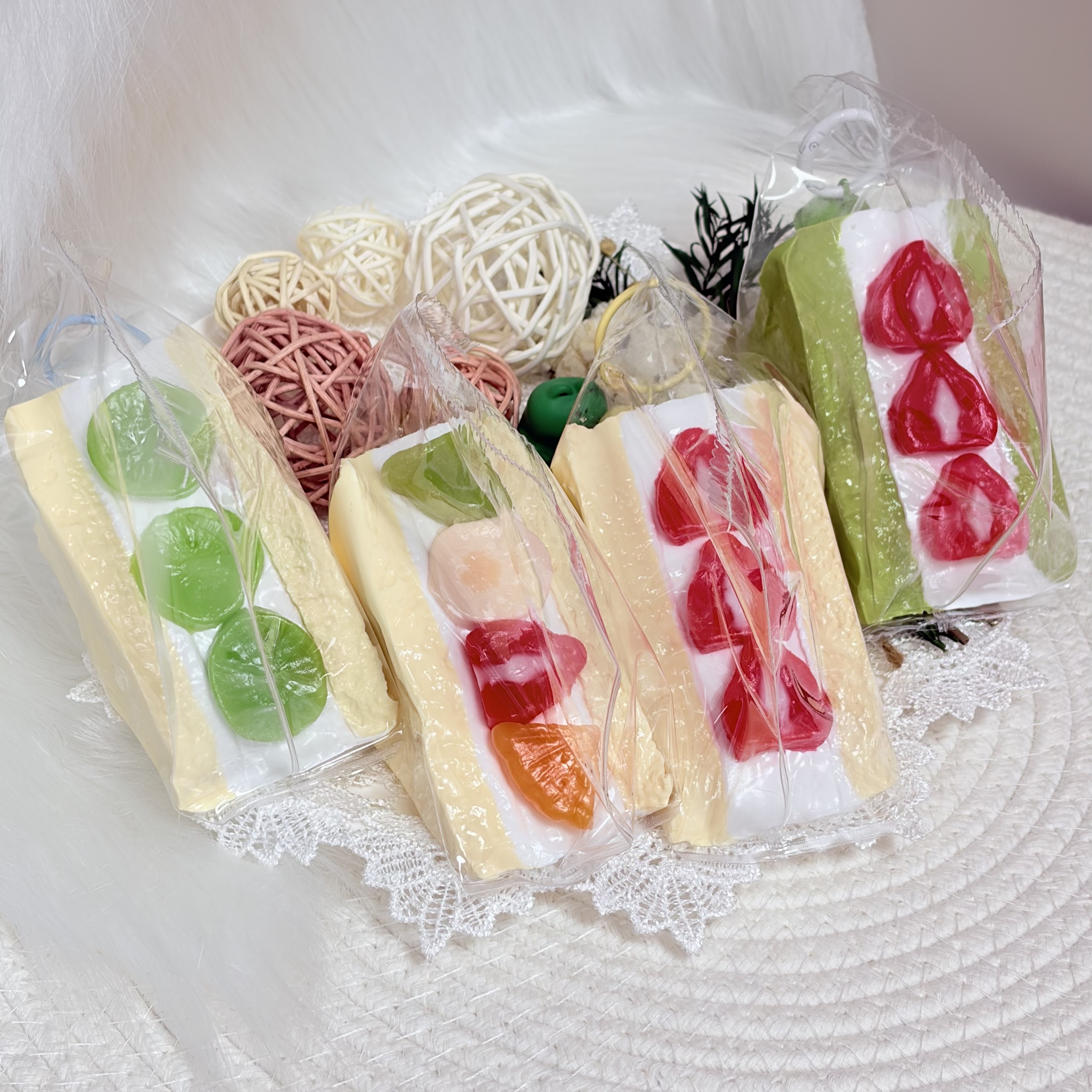 【水のような質感】サンドイッチシリーズ、押し潰せるおもちゃ、高品質なハンドメイド製品。食品ではありません。完璧な贈り物です。ストレス解消おもちゃ