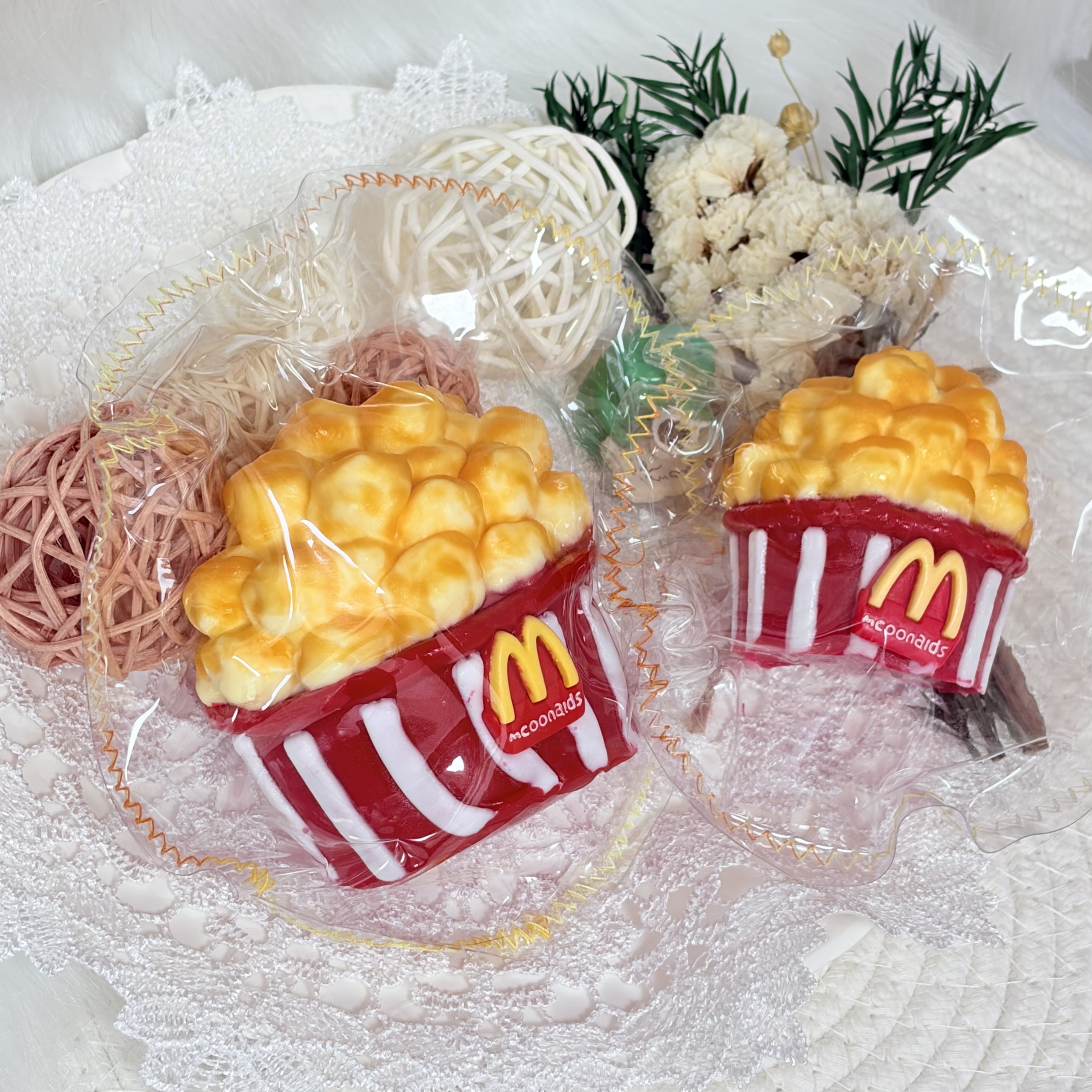 Popcorn，ねんねる，押して潰せるおもちゃ，ストレス解消おもちゃ，食べられません.Squishy，Stress Relief Toy，high-quality handmade product. Not a food item.  A perfect gift.