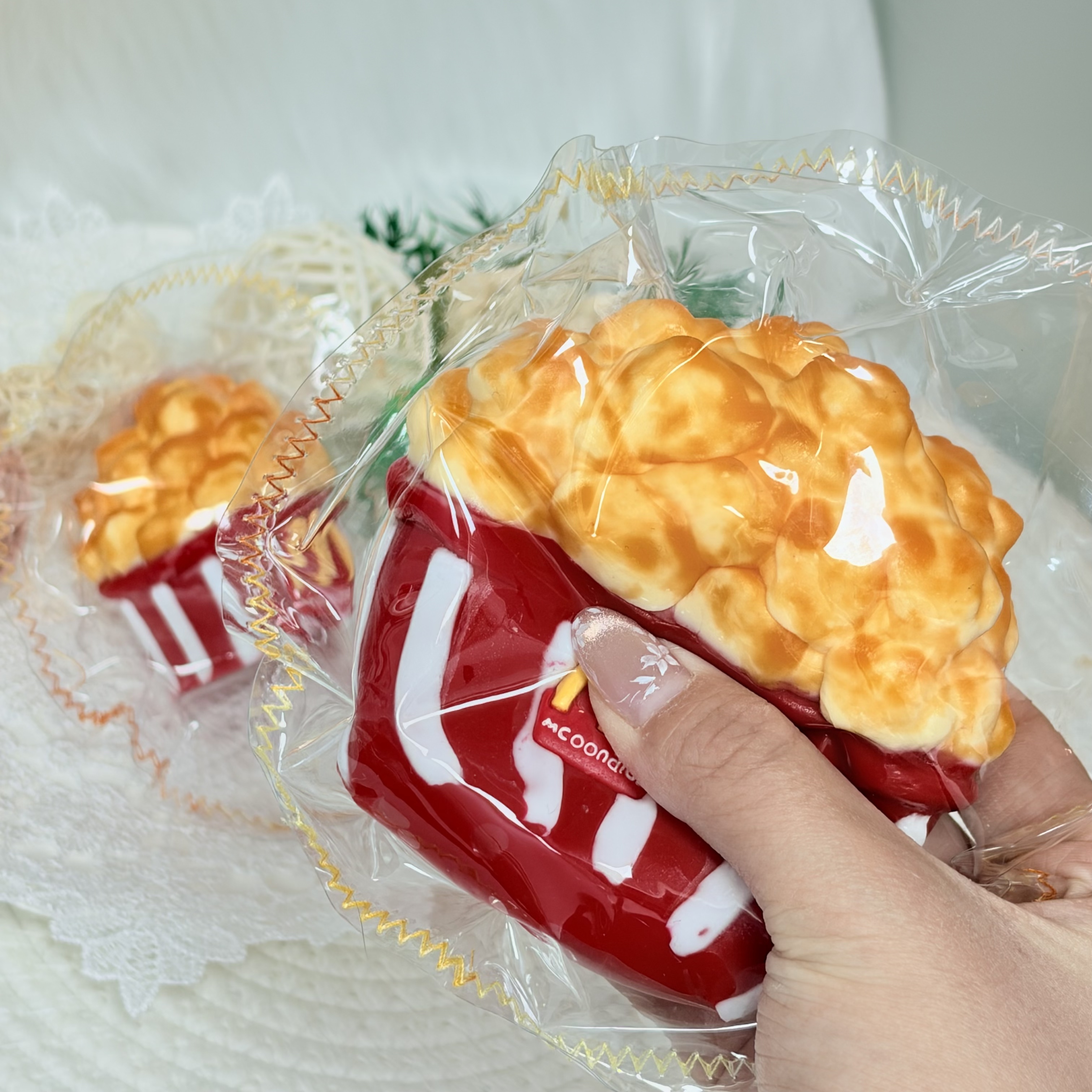 Popcorn，ねんねる，押して潰せるおもちゃ，ストレス解消おもちゃ，食べられません.Squishy，Stress Relief Toy，high-quality handmade product. Not a food item.  A perfect gift.