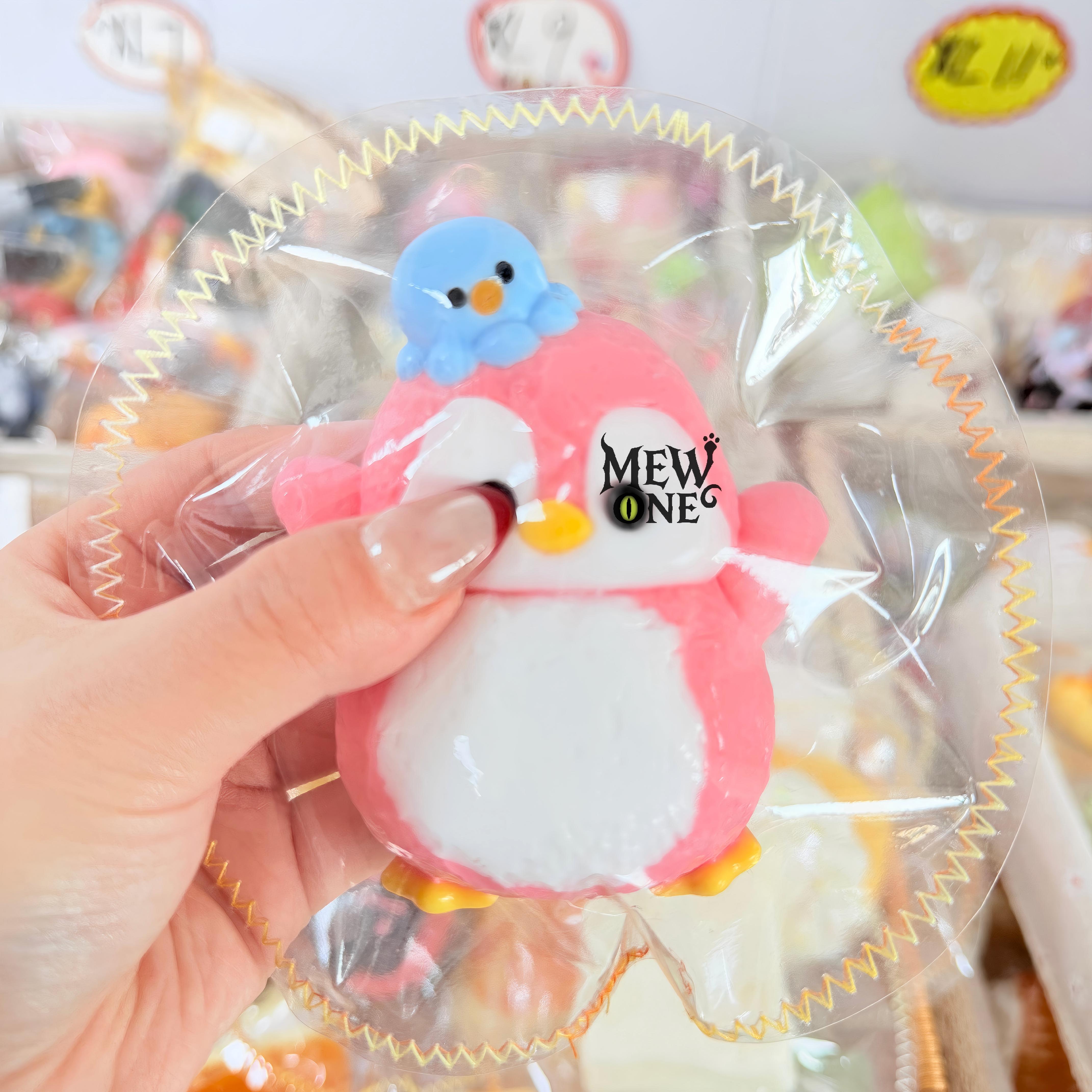 【泥っぽい感じ】Baby Penguin，ねんねる，押して潰せるおもちゃ，ストレス解消おもちゃ，食べられません.Squishy，Stress Relief Toy，high-quality handmade product. Not a food item.  A perfect gift.