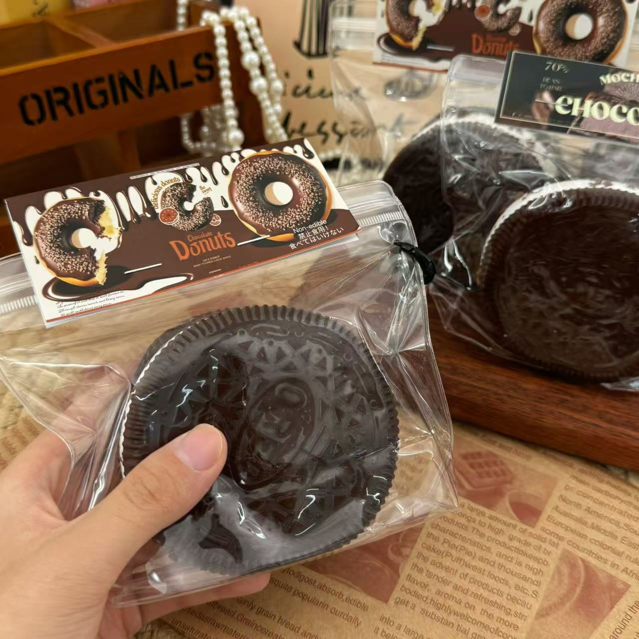 Oreo  ，ねんねる，押して潰せるおもちゃ，high-quality handmade product. Not a food item.  A perfect gift.ストレス解消おもちゃ.