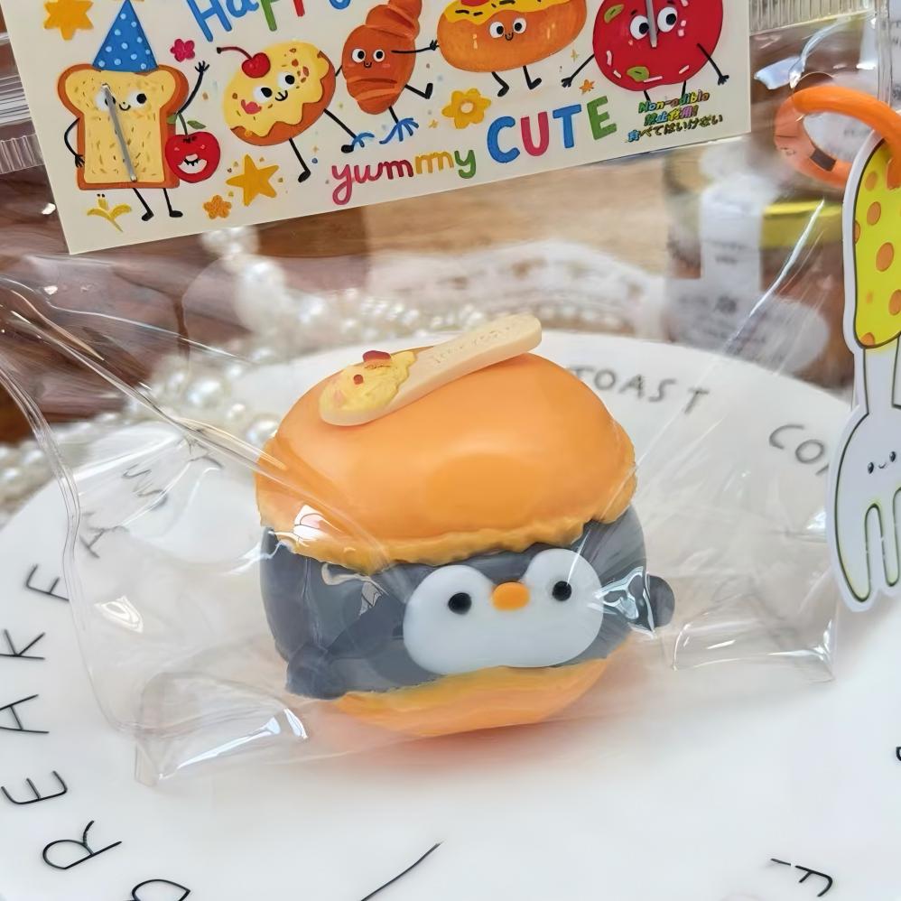 Animal Macaron，ねんねる，押して潰せるおもちゃ，ストレス解消おもちゃ，食べられません.Squishy，Stress Relief Toy，high-quality handmade product. Not a food item.  A perfect gift.