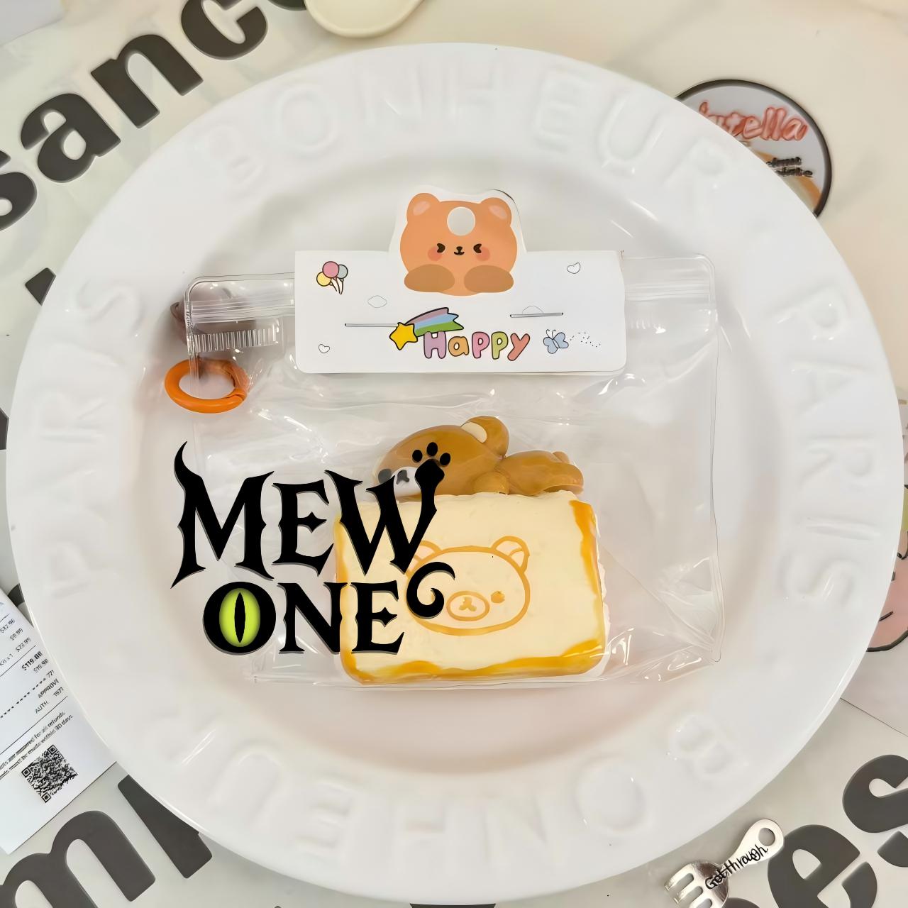 Bear Toast ，ねんねる，押して潰せるおもちゃ，high-quality handmade product. Not a food item.  A perfect gift.ストレス解消おもちゃ.