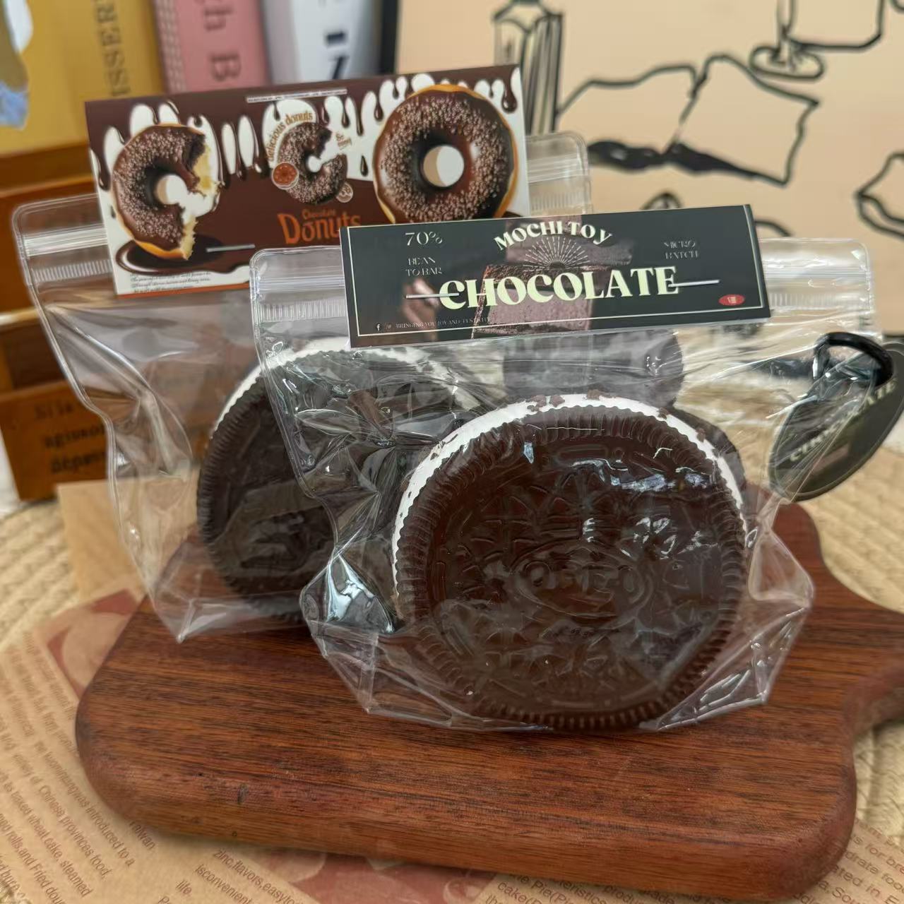 Oreo  ，ねんねる，押して潰せるおもちゃ，high-quality handmade product. Not a food item.  A perfect gift.ストレス解消おもちゃ.