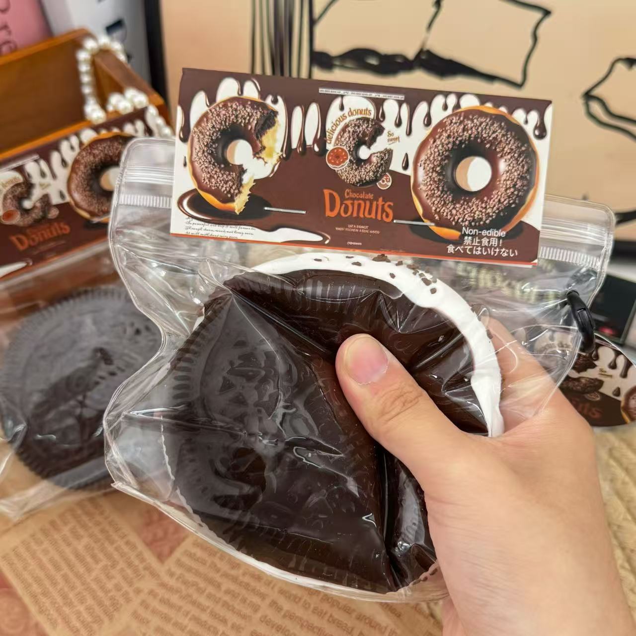 Oreo  ，ねんねる，押して潰せるおもちゃ，high-quality handmade product. Not a food item.  A perfect gift.ストレス解消おもちゃ.