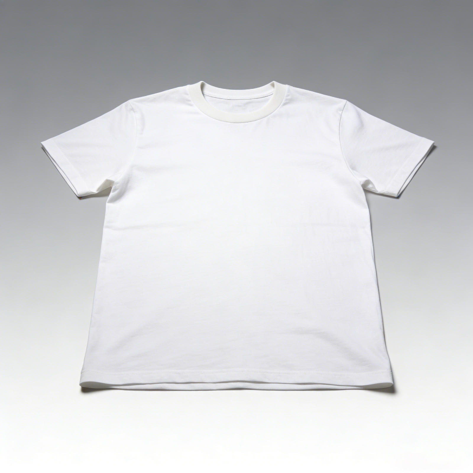 เสื้อยืดแบบยูนิเซ็กส์