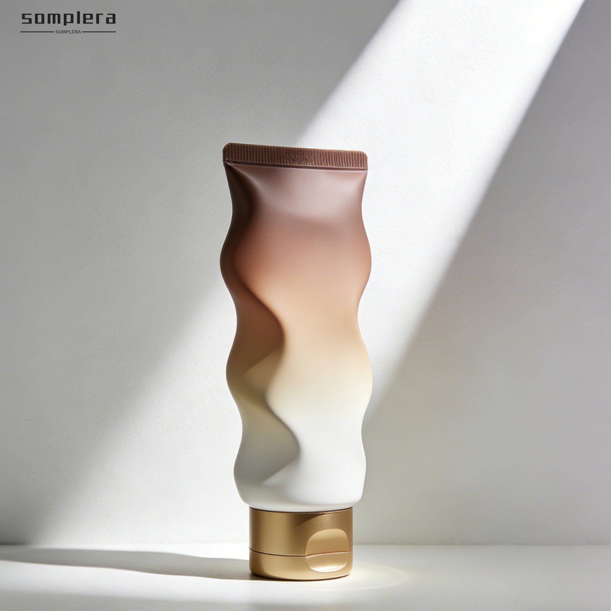 溫和保濕洗面奶質地展示